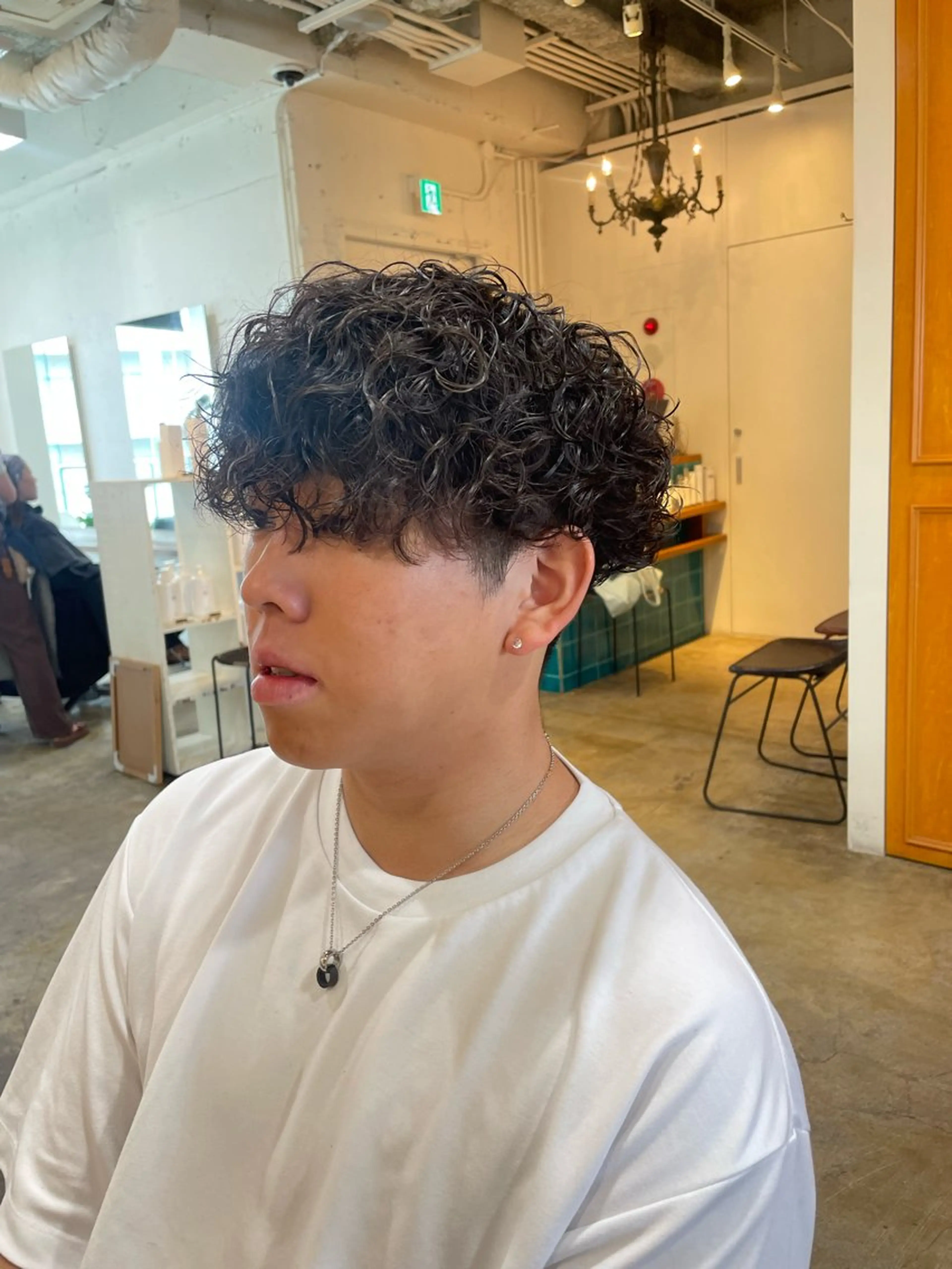 ミディアム パーマ RIN／韓国ヘア レイヤーカットのヘアスタイル