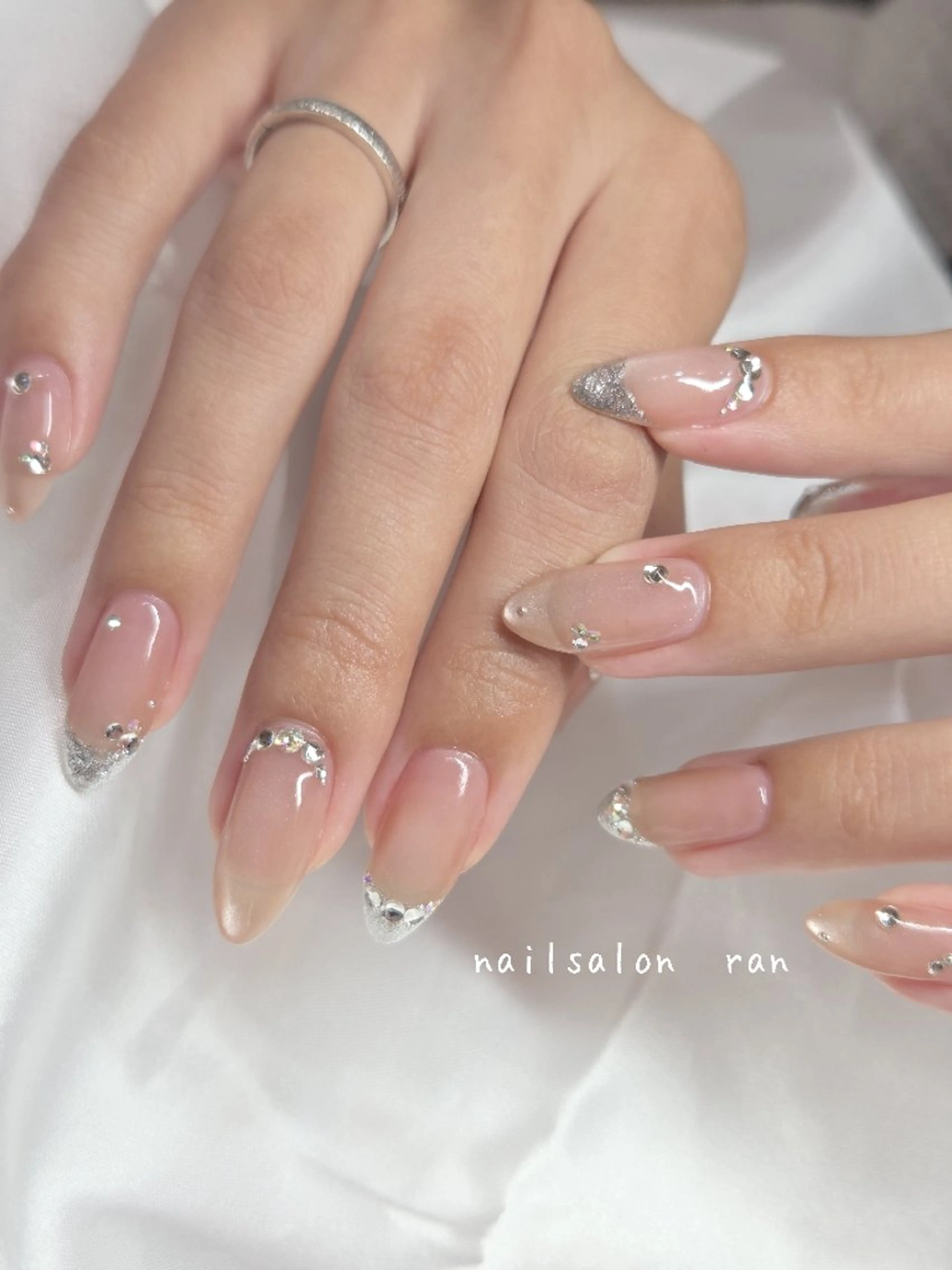 ネイル ブライダルネイル ハンドネイル nailsalon ranのネイルデザイン