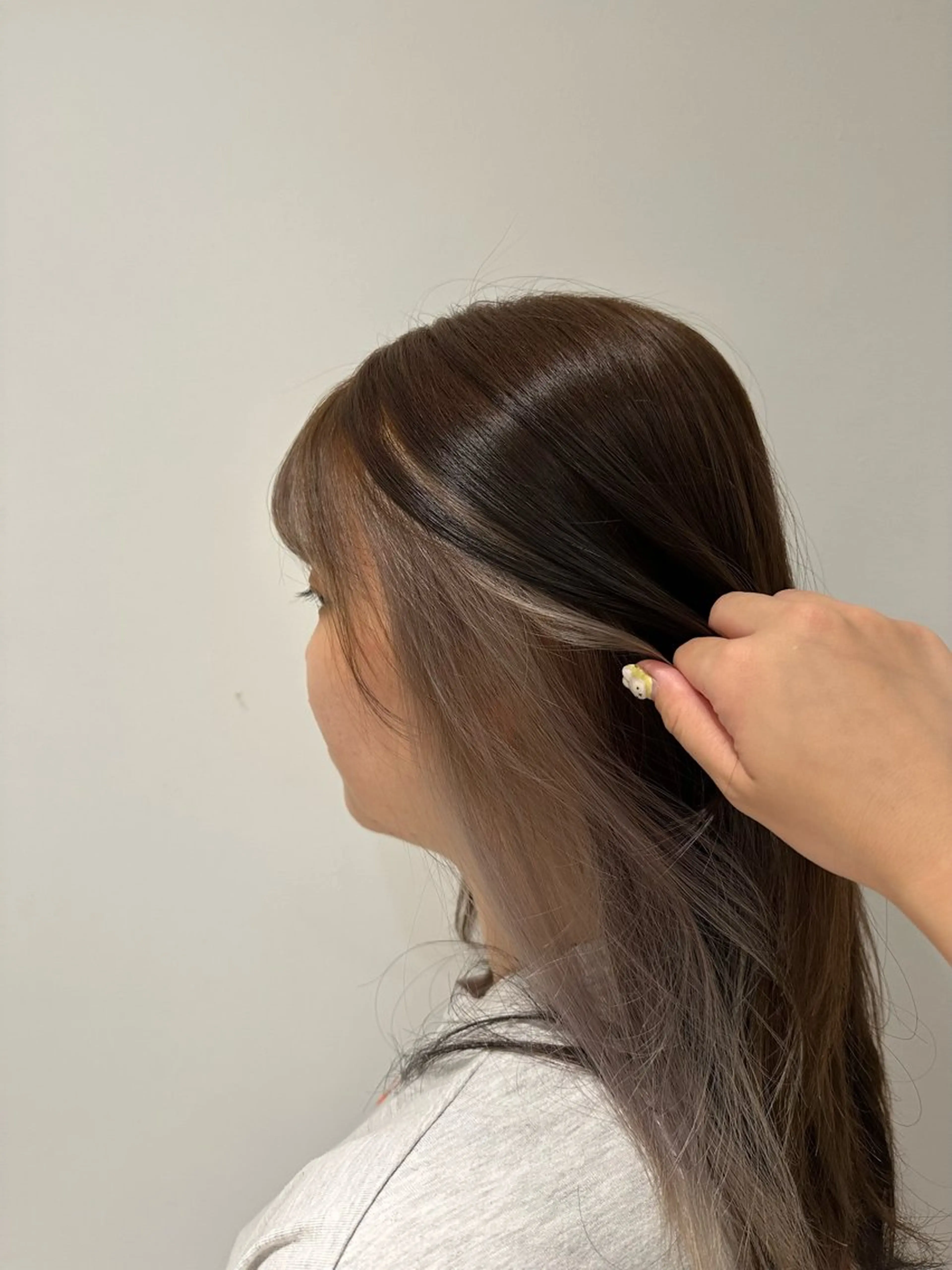ロング ヘアカラー いまじゅく あおいのヘアスタイル