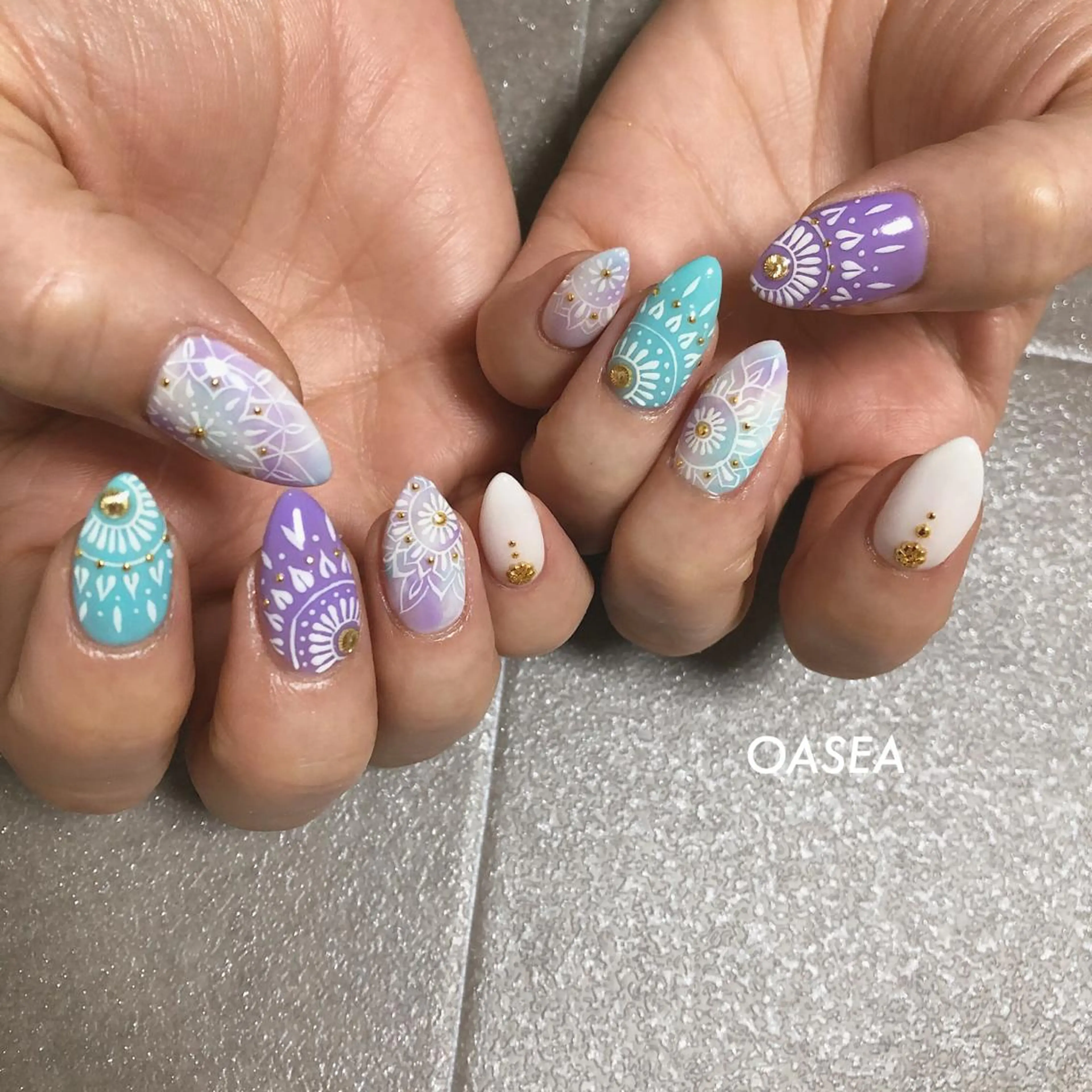 ネイル ハンドネイル 🌞💜 KAORI 🌴のネイルデザイン