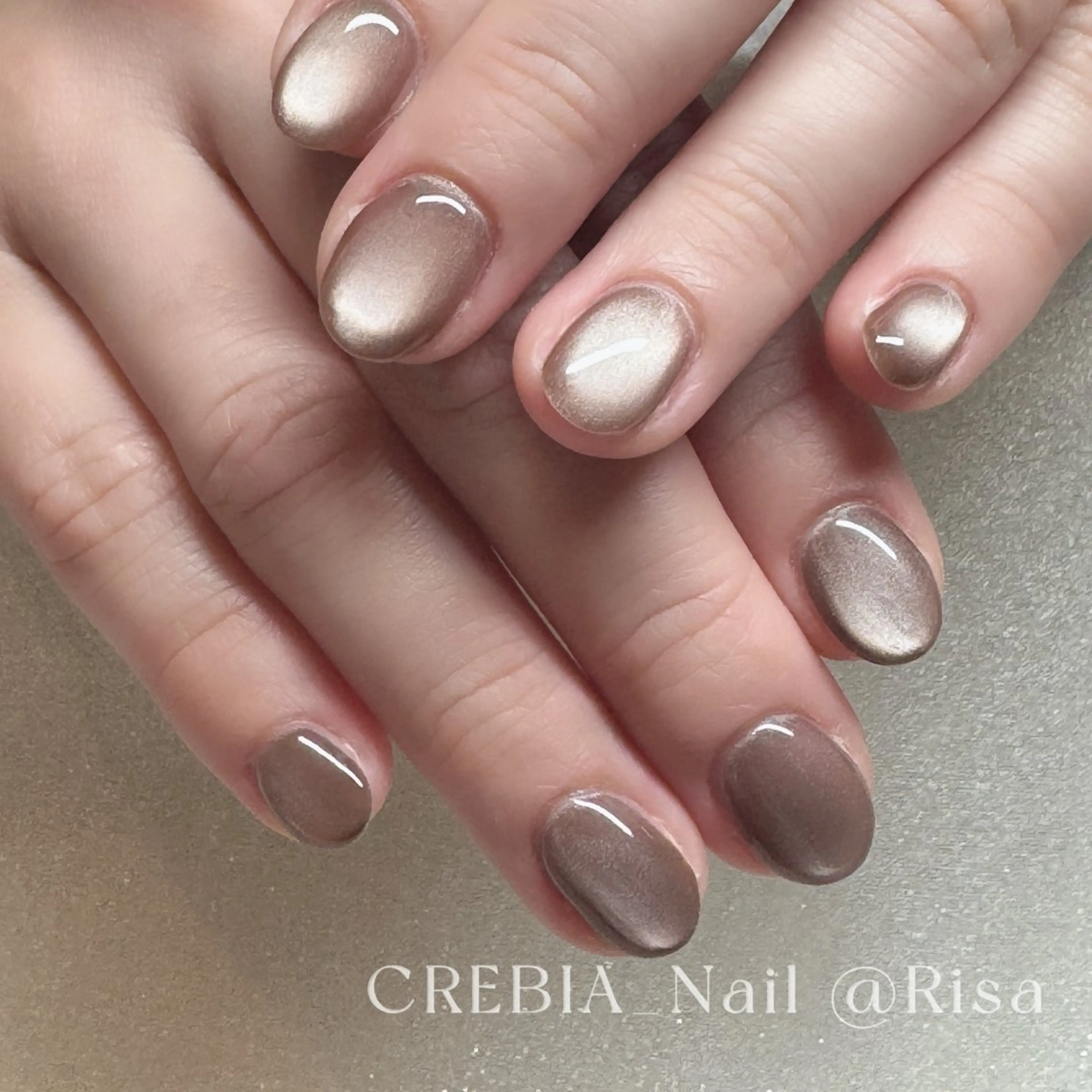 ネイル マグネットネイル オフィスネイル CREBIA beaute ネイル部所属・CREBIA @Risaのネイルデザイン