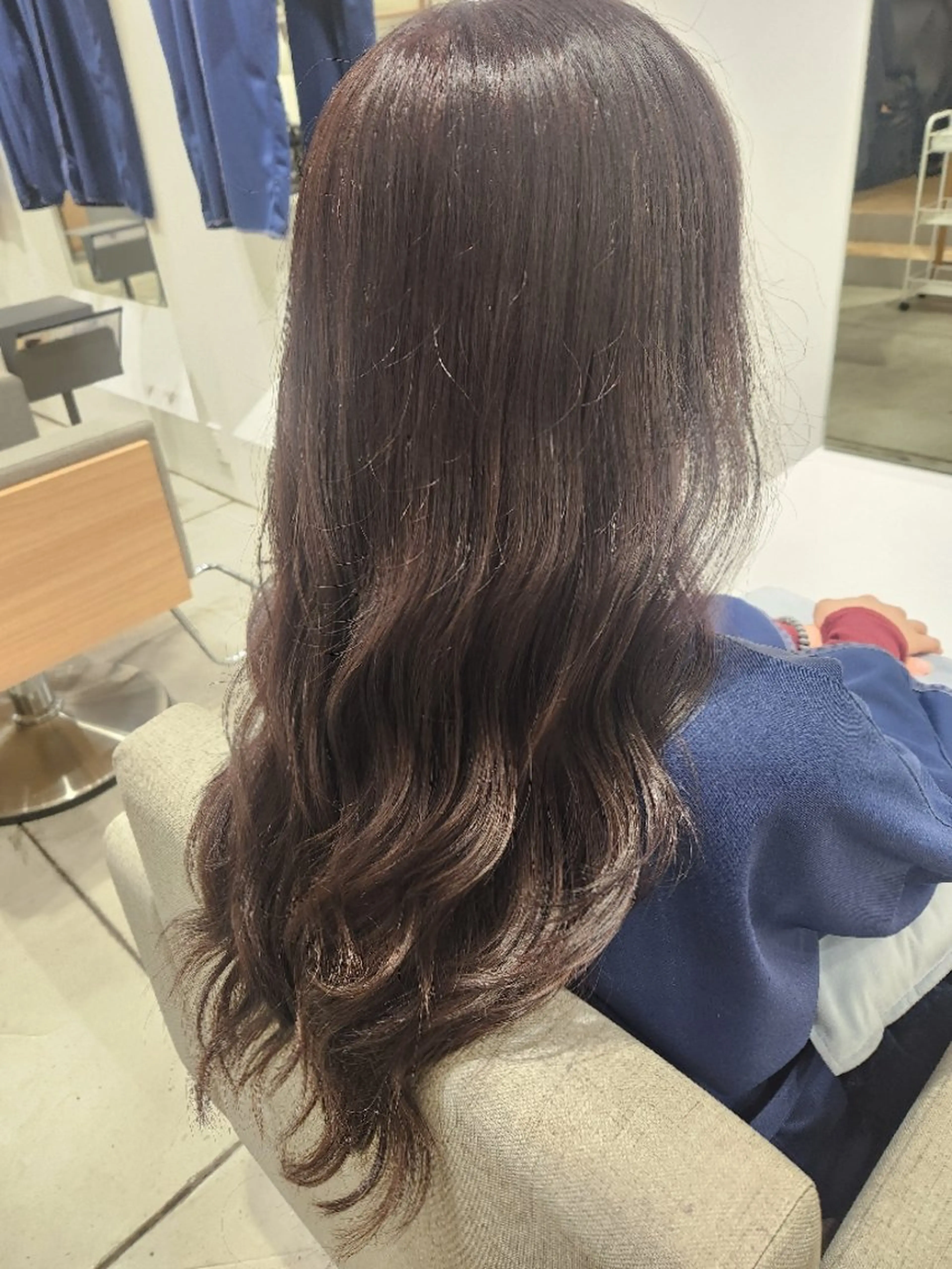 ロング カラー stair:case所属・💜艶髪カラー💜 🎶富川美希🎶のヘアスタイル