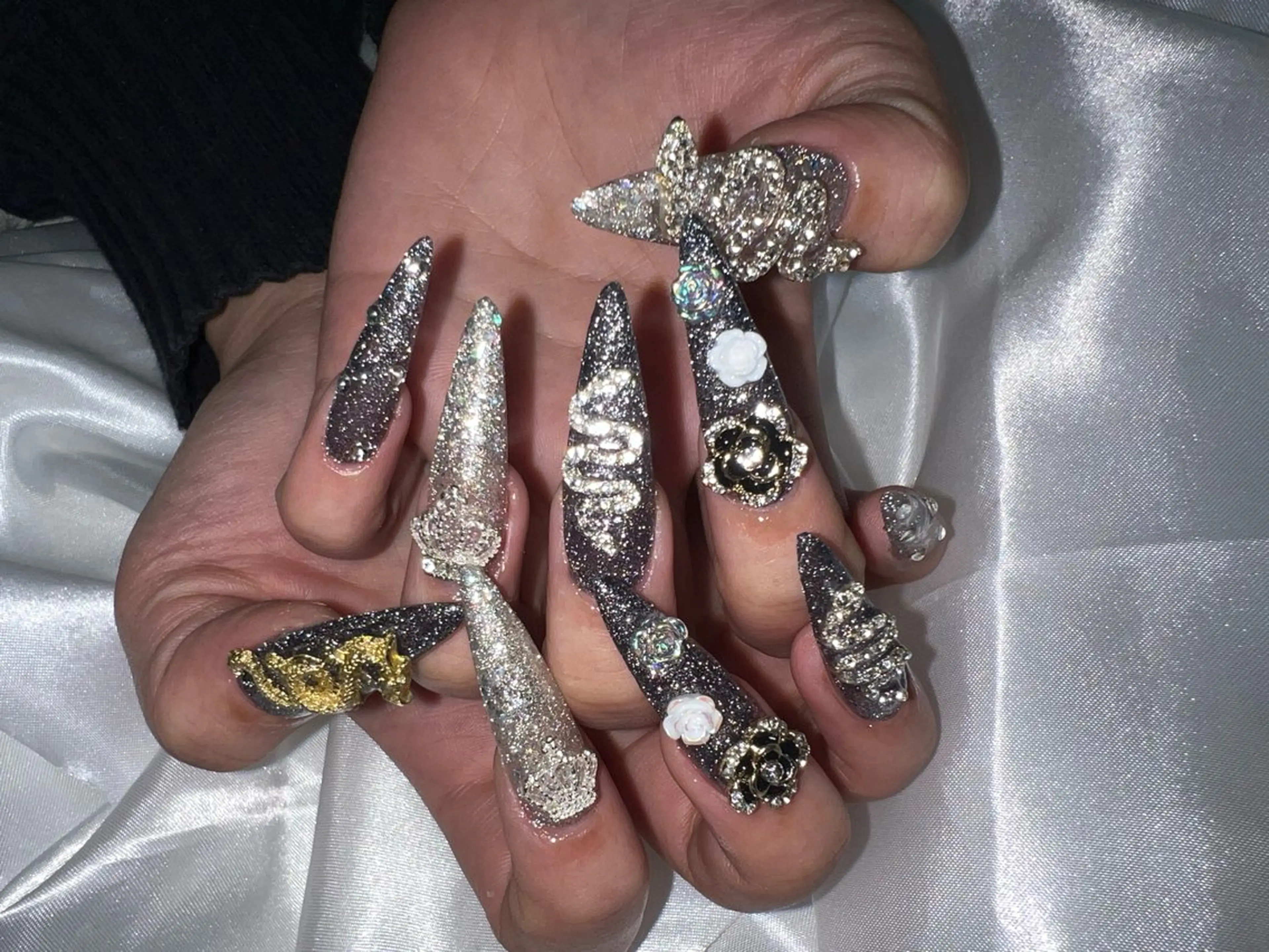 ネイル 成人式 ハンドネイル Ruana Nailのネイルデザイン