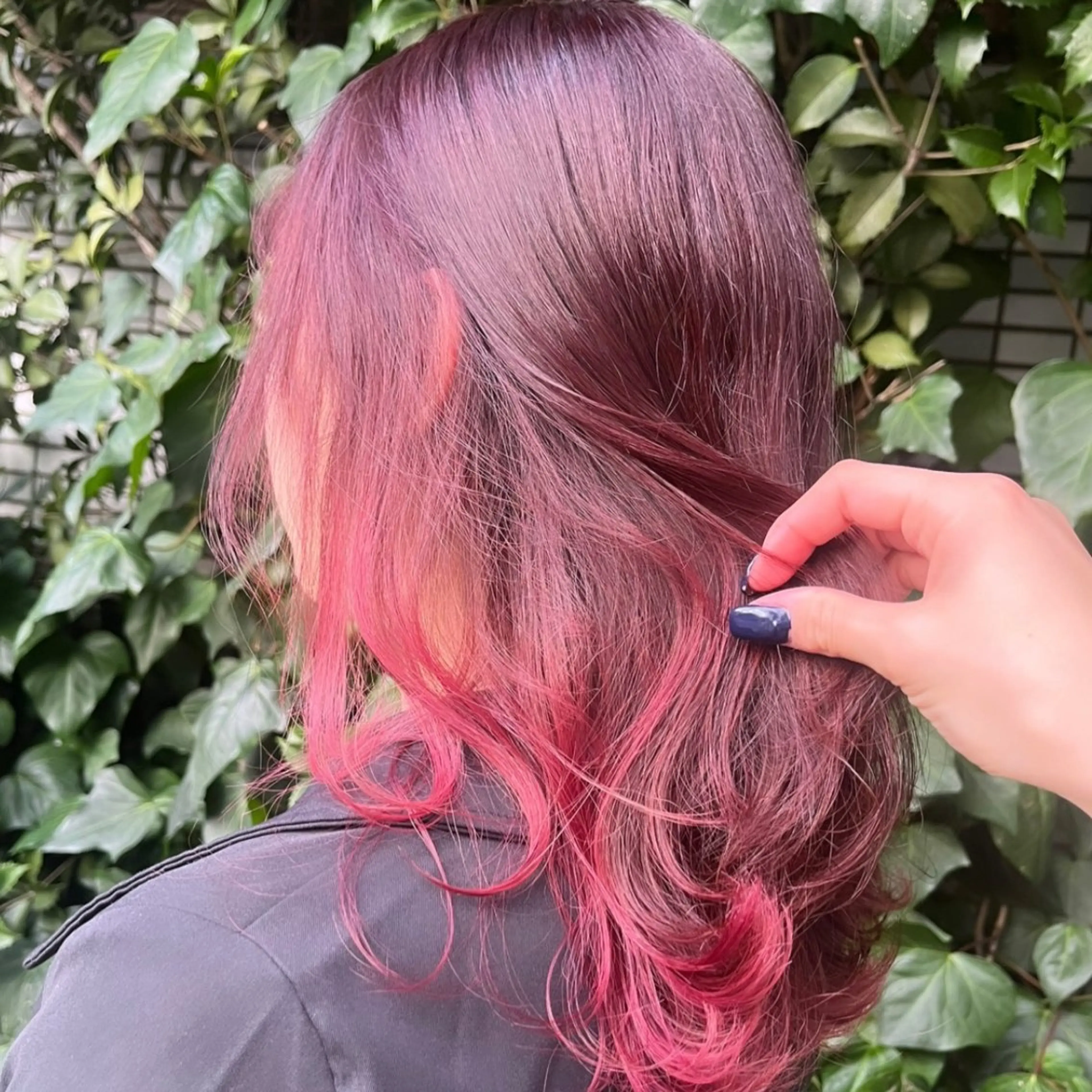ロング カラー ピンクカラー IMARI /のヘアスタイル