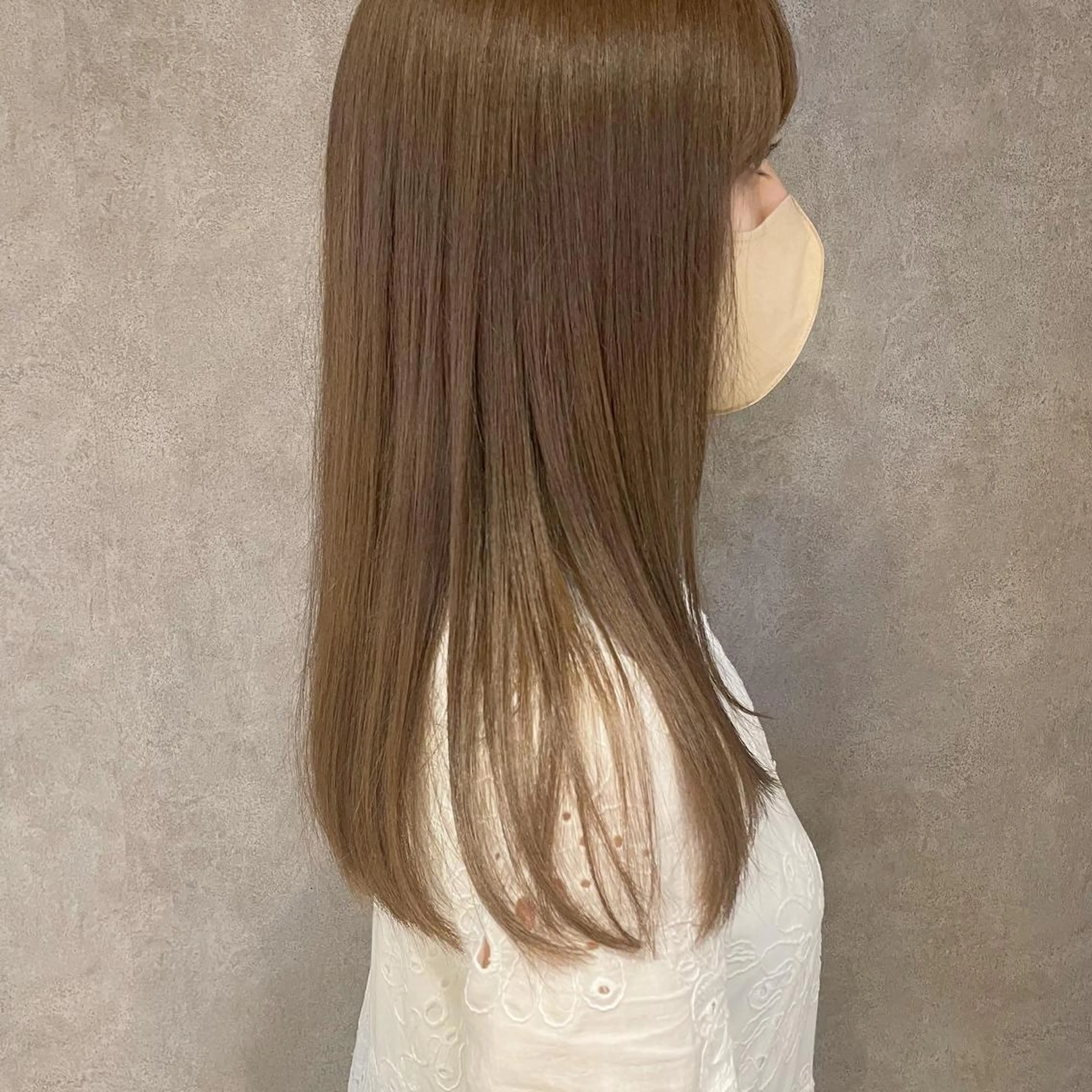 ロング カラー TRENCH　相澤 果歩のヘアスタイル