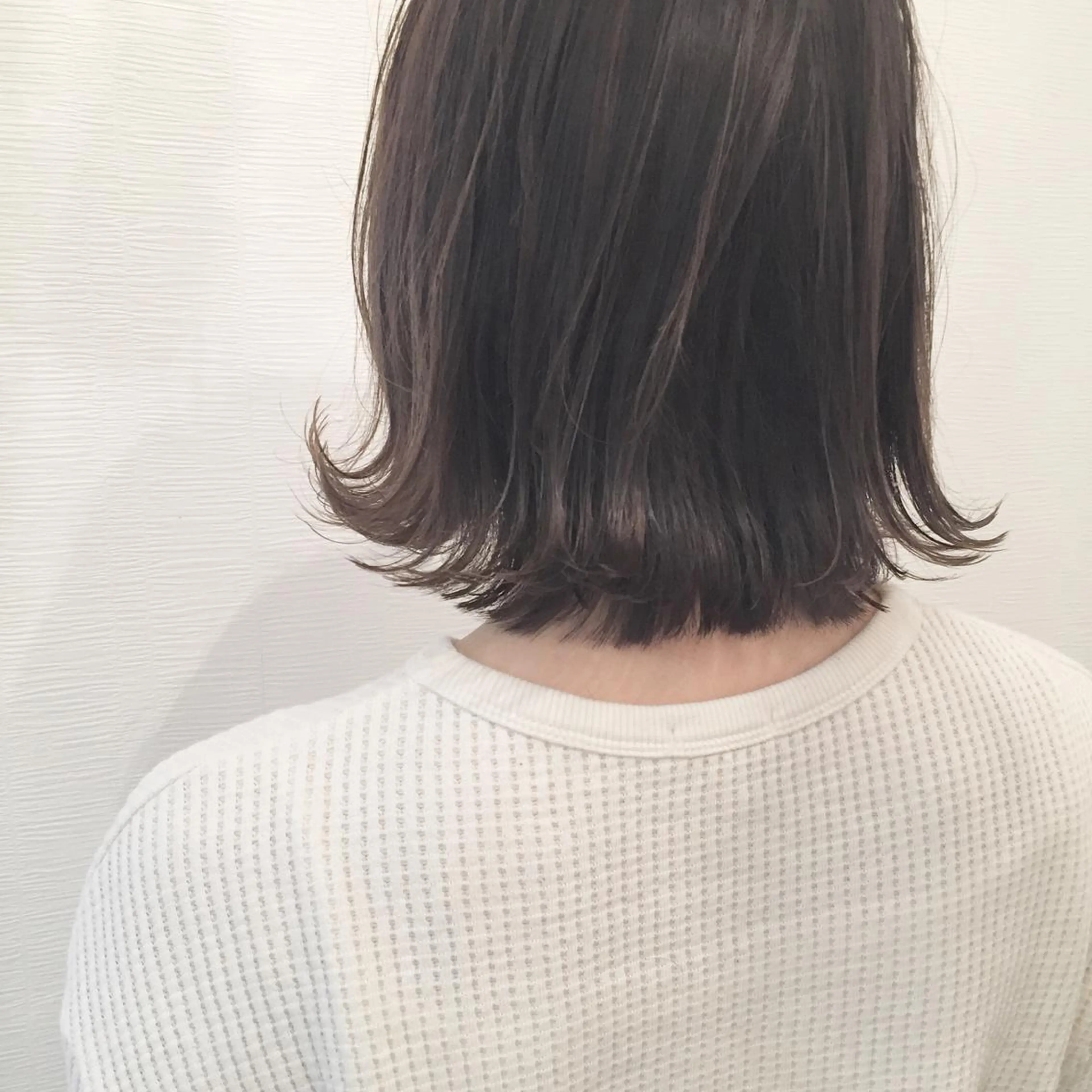 ショート カラー ブリーチ 透明感カラー グラデーションカラー ハイライトカラー ハイライト カット ヘアカラー トリートメント toiro by lien hair atelier所属・池田 真由美のヘアスタイル