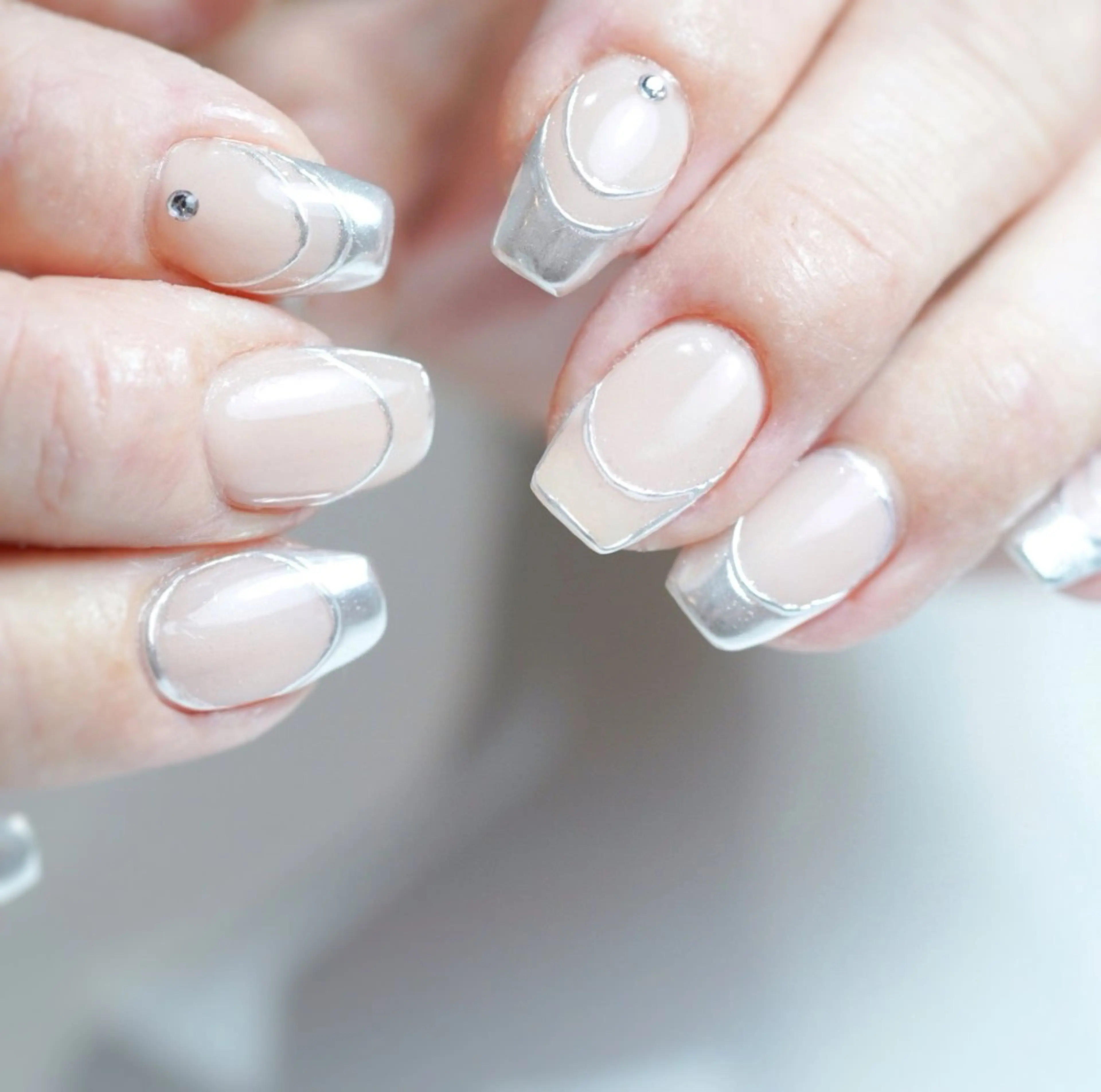 ミディアム ハンドネイル Re nail所属・Re nailのネイルデザイン