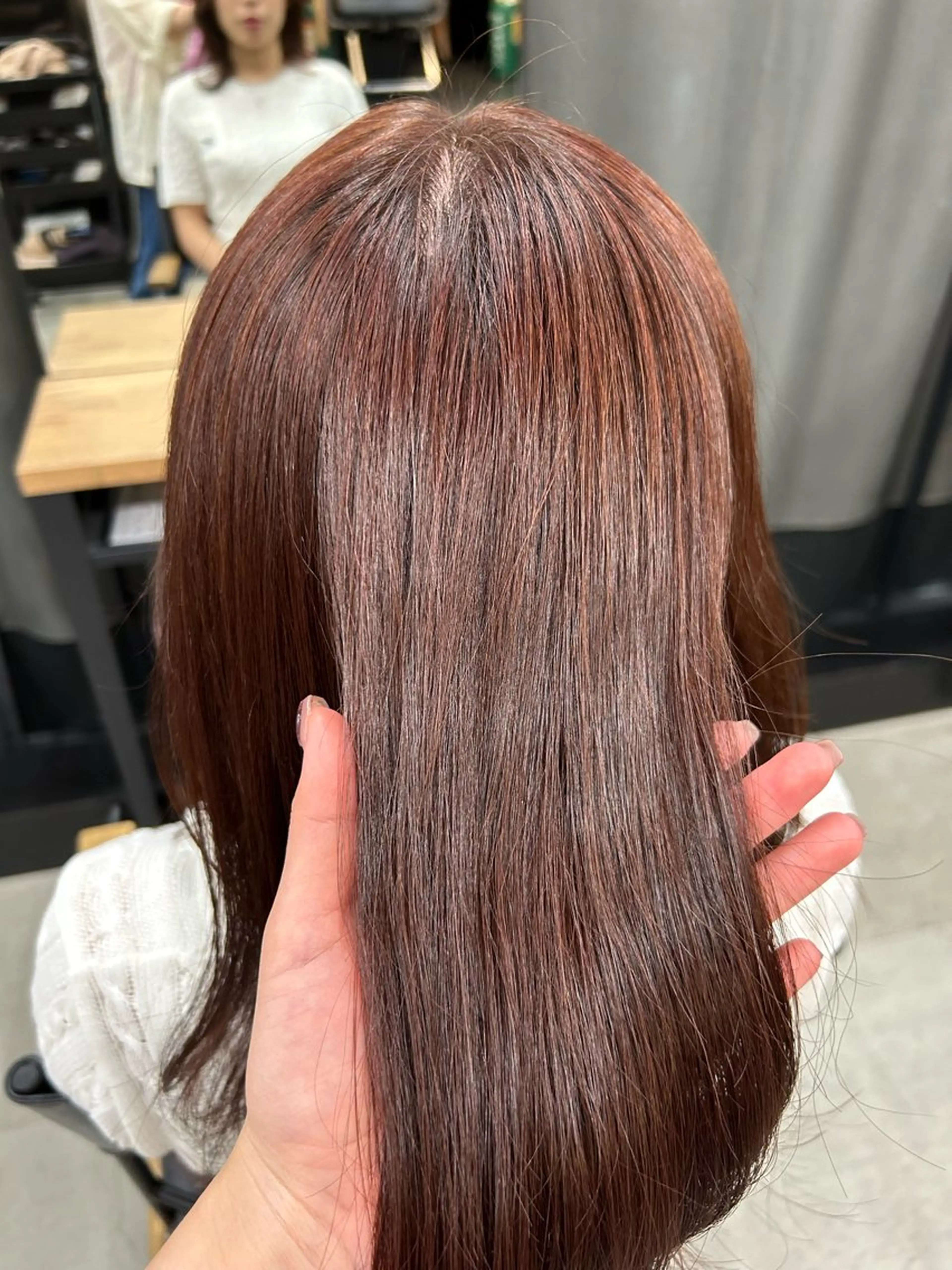 ミディアム 女性らしいモテヘア 韓国ヘアhikariのヘアスタイル