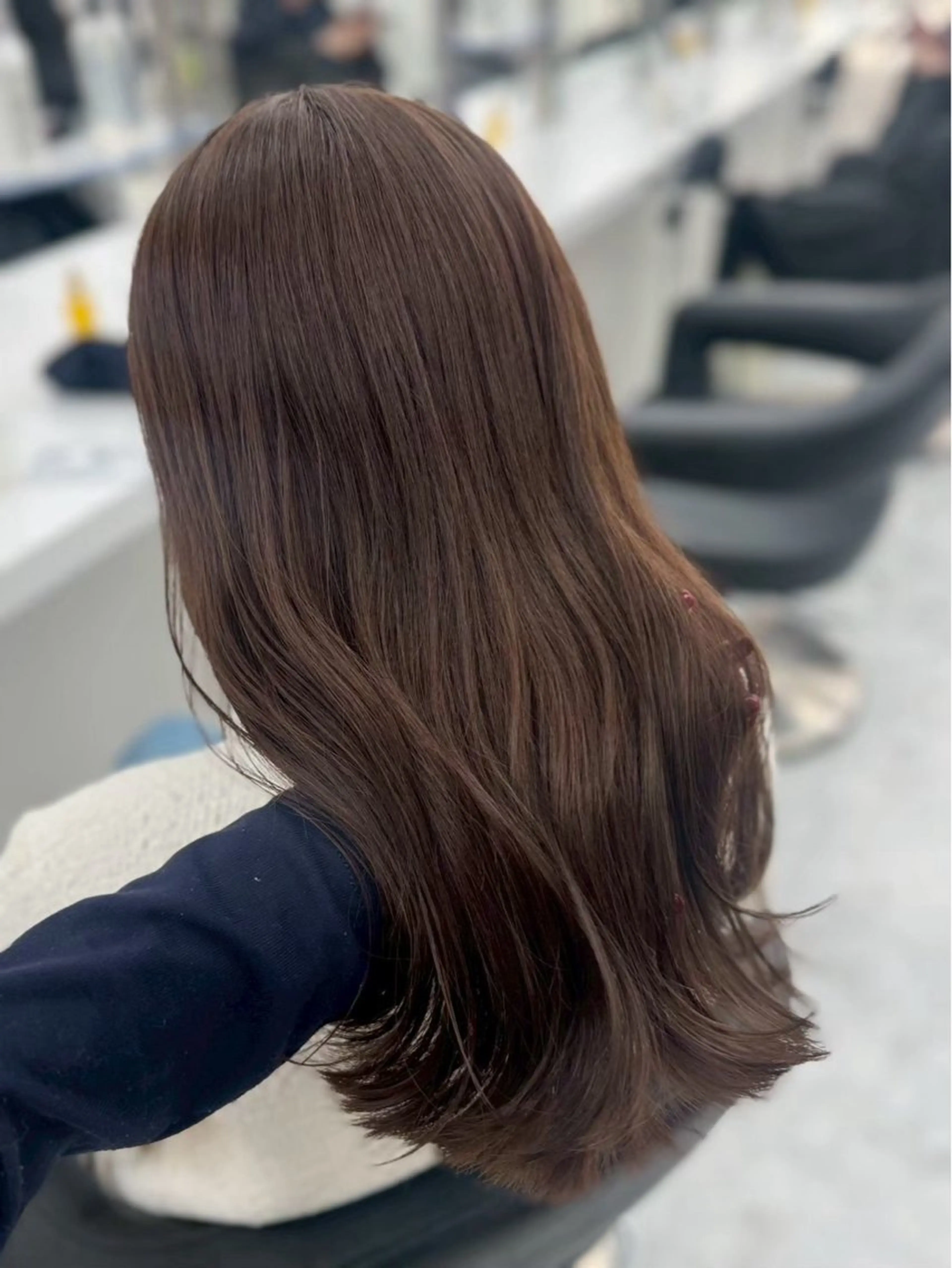カラー 髪質改善 ヘアカラー トリートメント 🤍赤みのない透明感 カラー🤍MEIのヘアスタイル