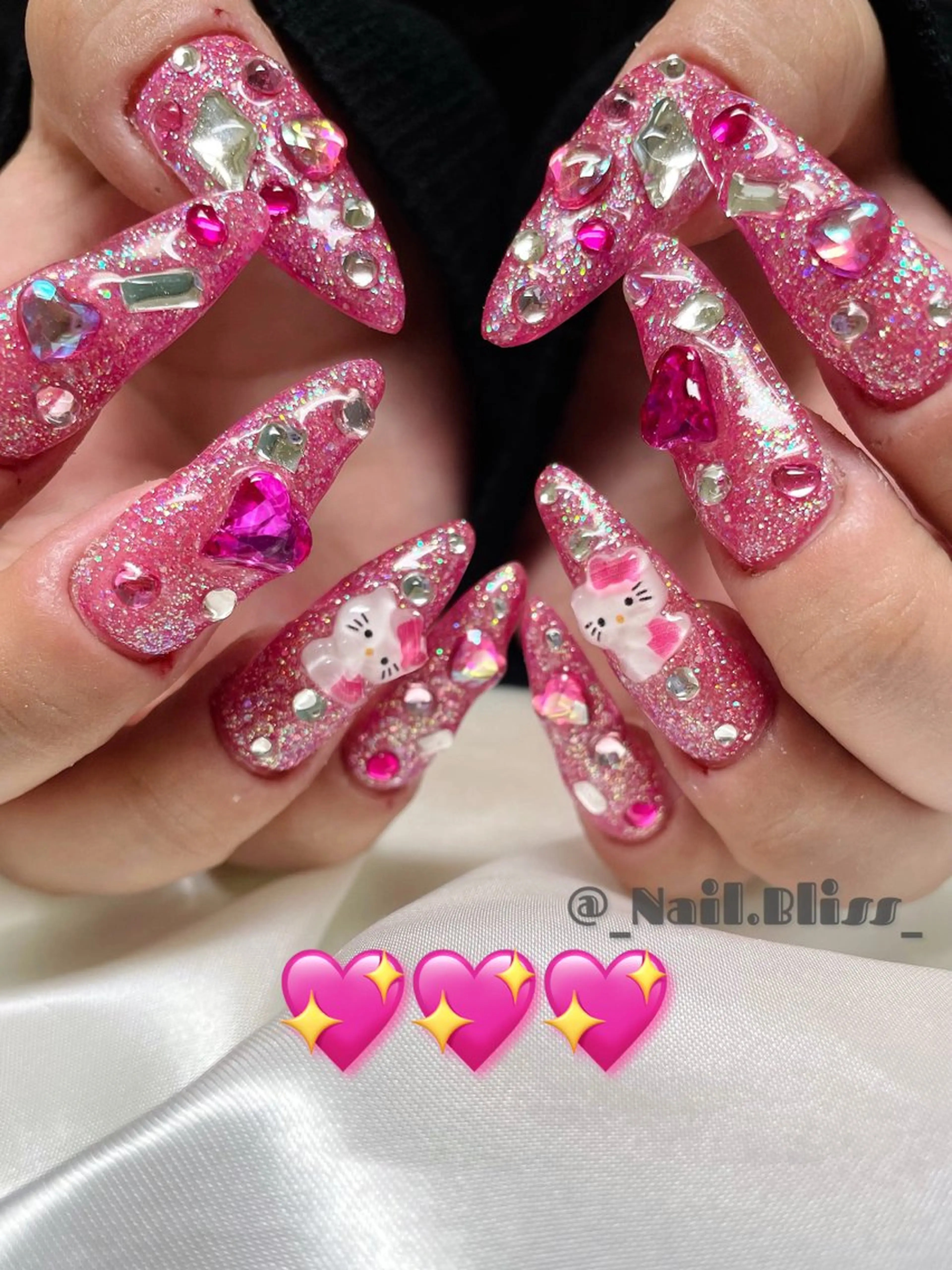 ネイル キラキラネイル ラメ(グリッター) ハンドネイル NAIL BLISSのネイルデザイン