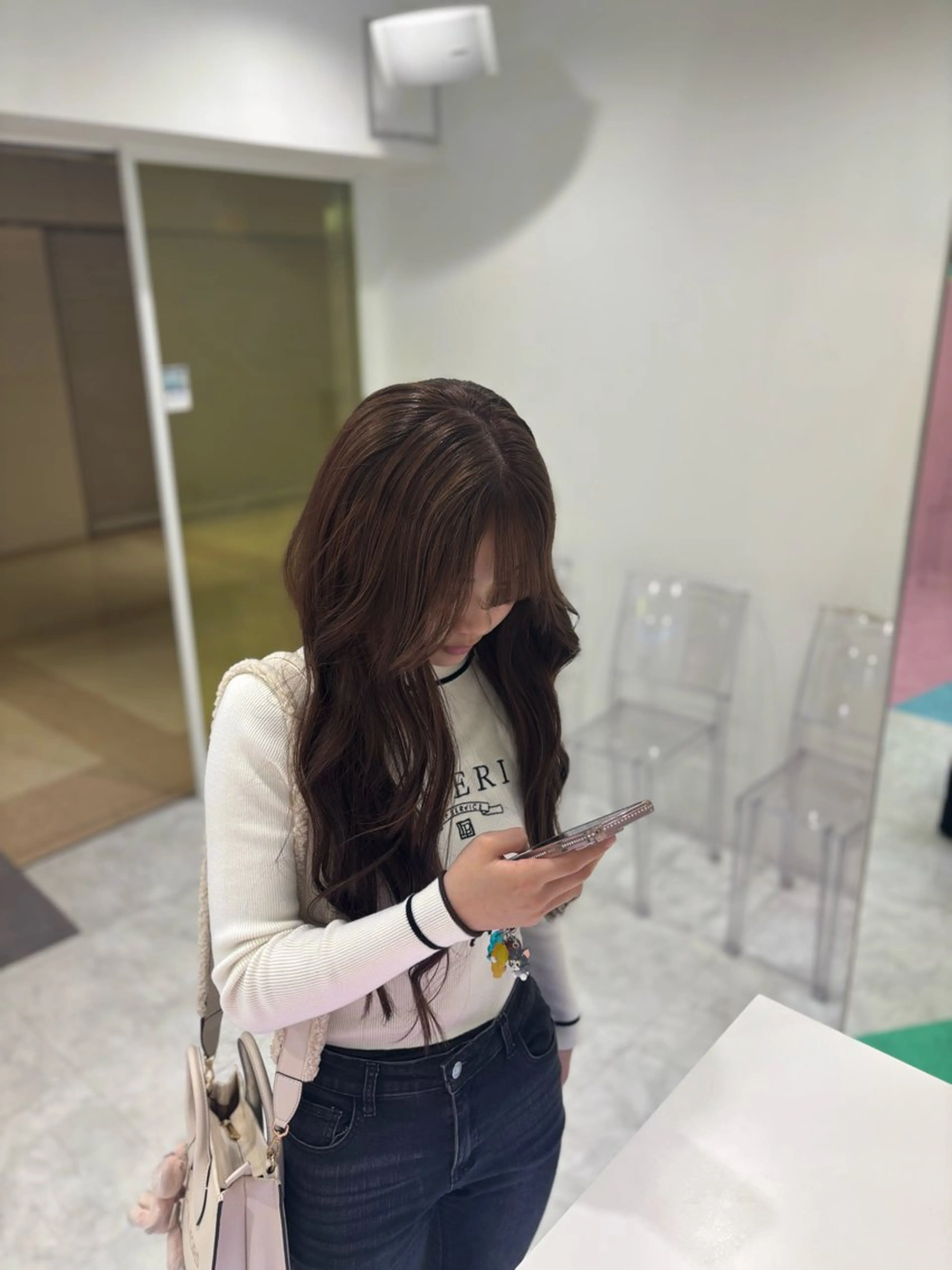 ロング カラー ヘアカラー 大人っぽベージュ🤍 当日予約◎ヒロトのヘアスタイル