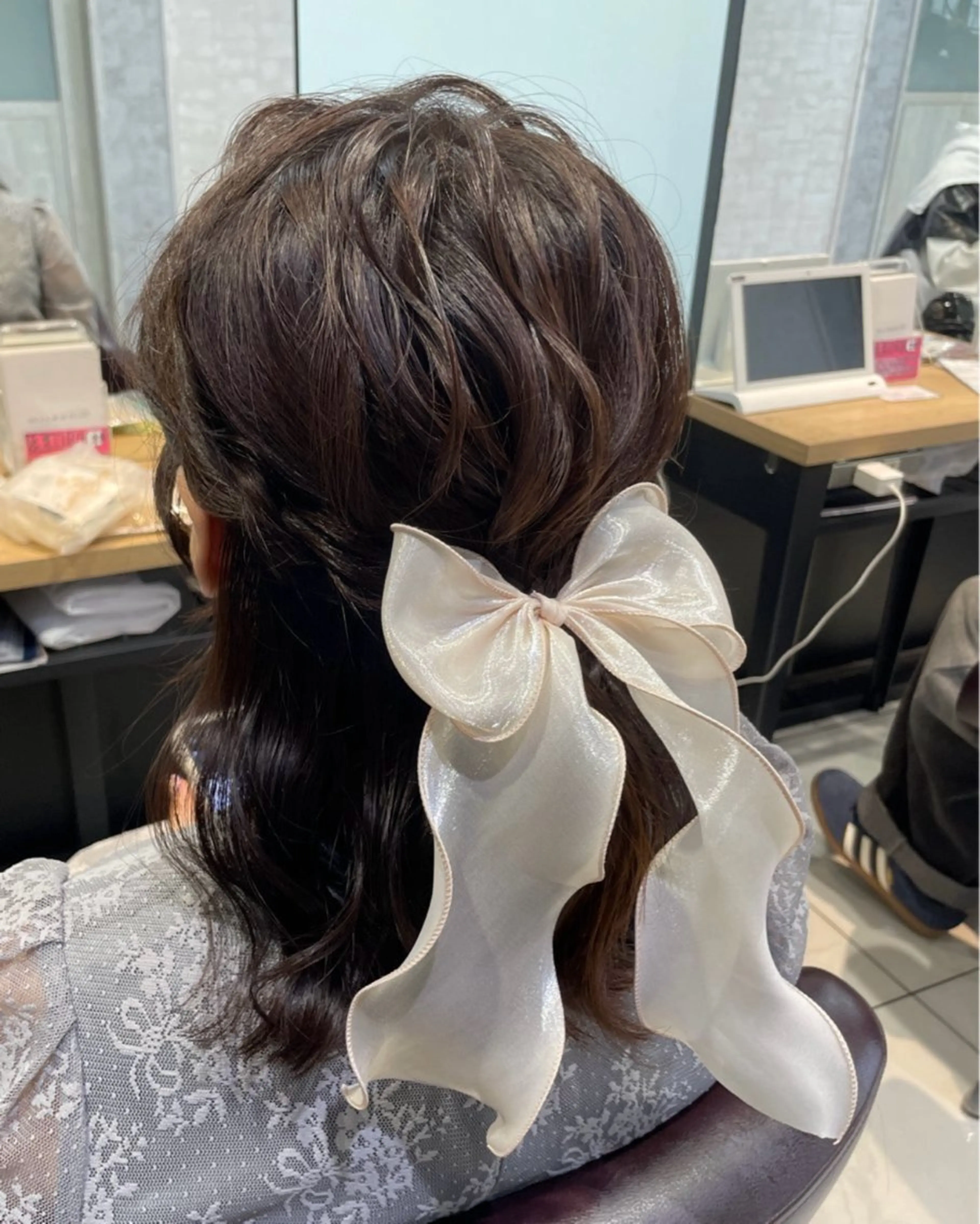 ミディアム ヘアアレンジ ハーフアップ ヘアセット ダブルカラー💖 / 髪質改善✨/伽音のヘアスタイル