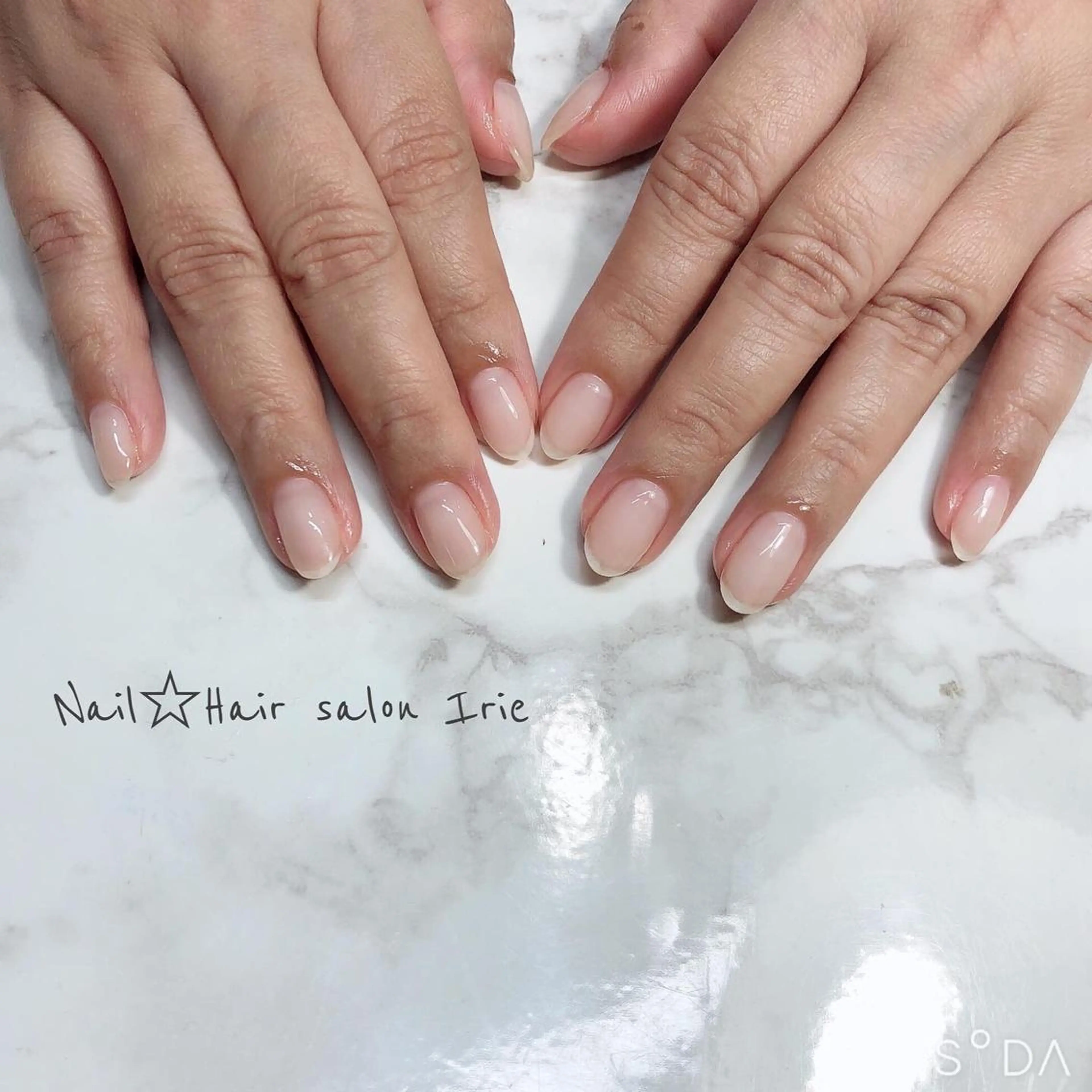 ネイル ハンドネイル ハンドケア Hair salon Irie所属・與儀 知佳のネイルデザイン