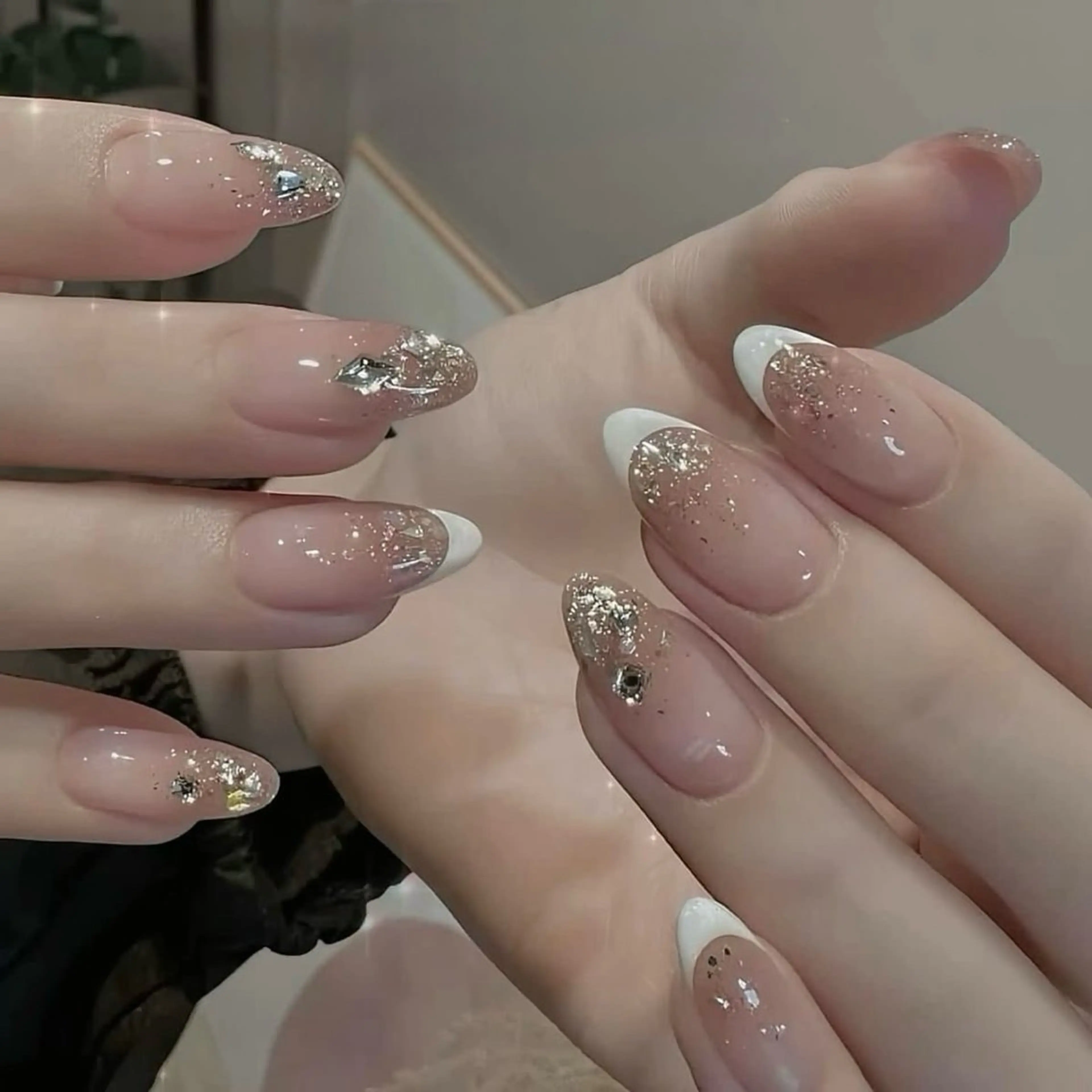 ネイル 長さ出し フレンチネイル グラデーション 卒業式 マグネットネイル ハンドネイル MIHANA NAILのネイルデザイン