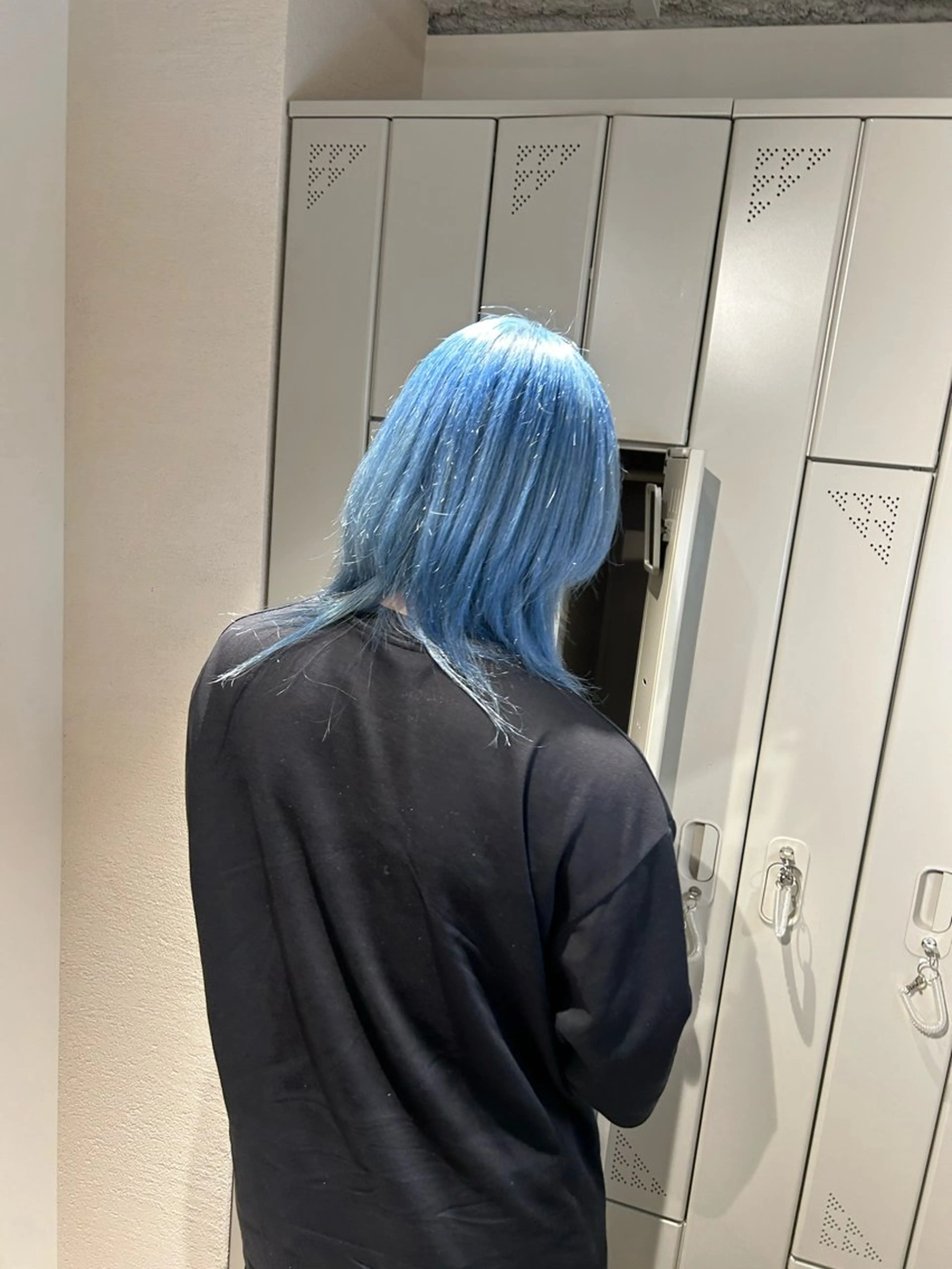 セミロング ior北千住【イオール】所属・YU(ハイトーン/ ブリーチカラー)のヘアスタイル