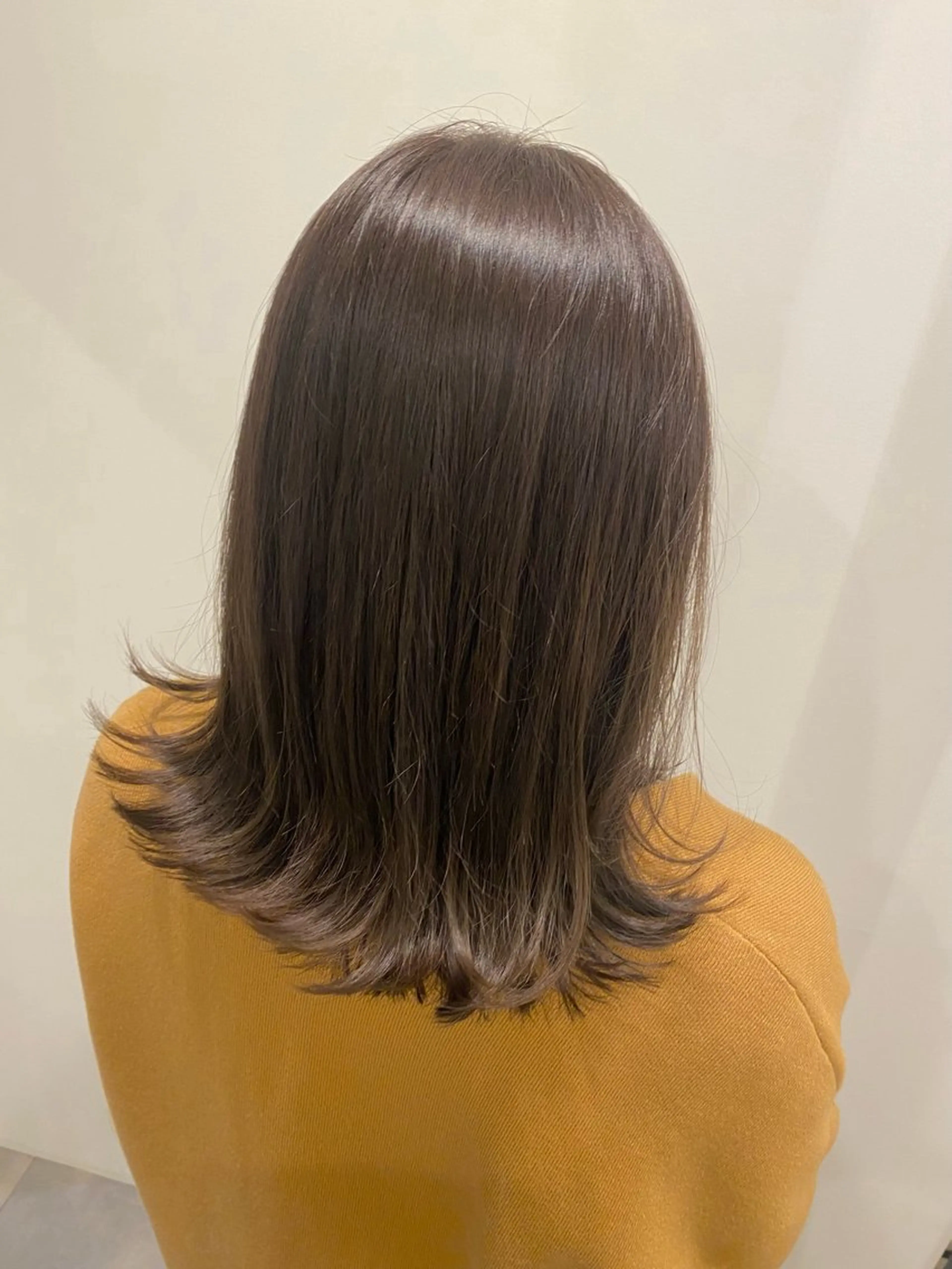 ミディアム カラー 透明感カラー グレージュ 🍑 モモカ🍑のヘアスタイル