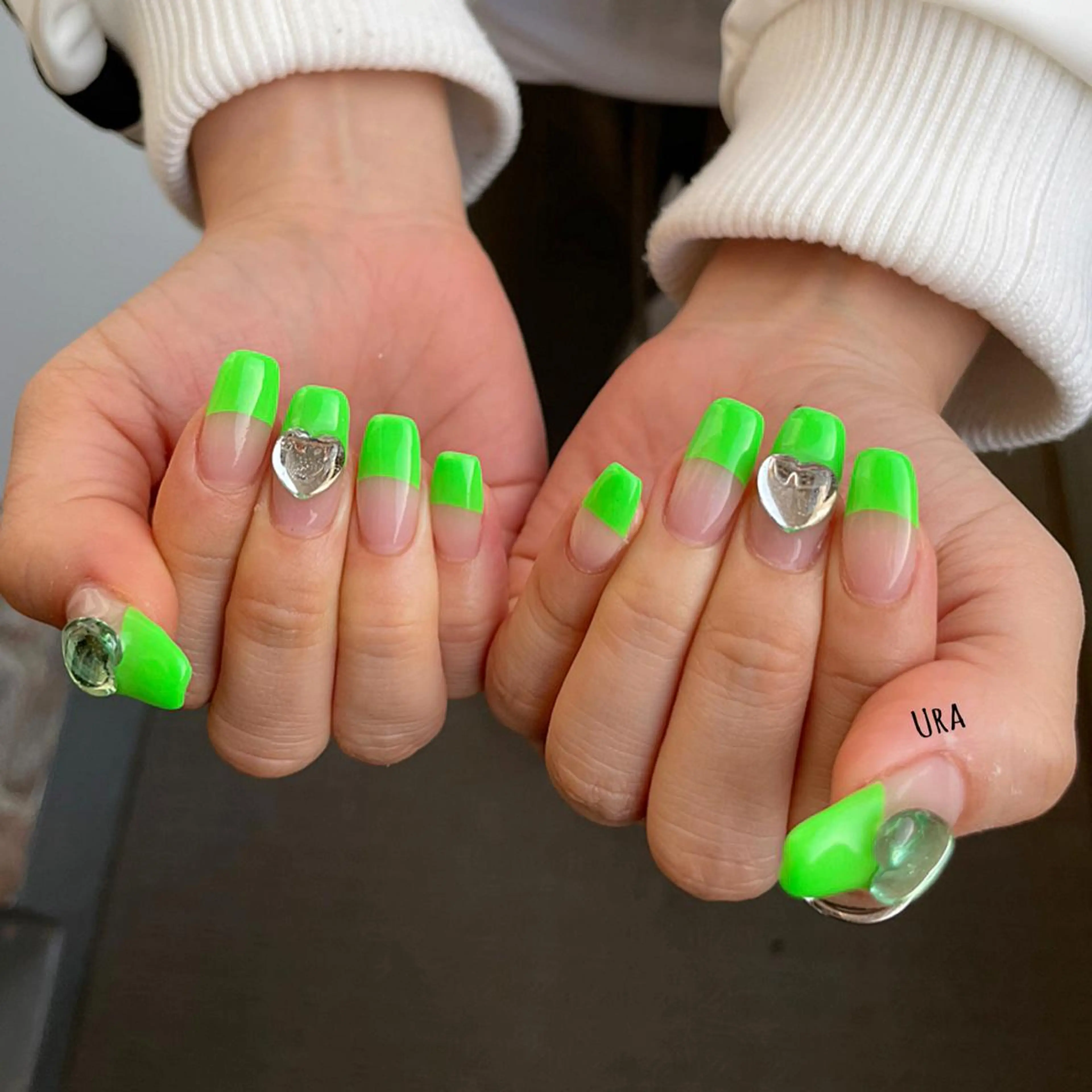 ネイル UrakoNail 《nail》のネイルデザイン