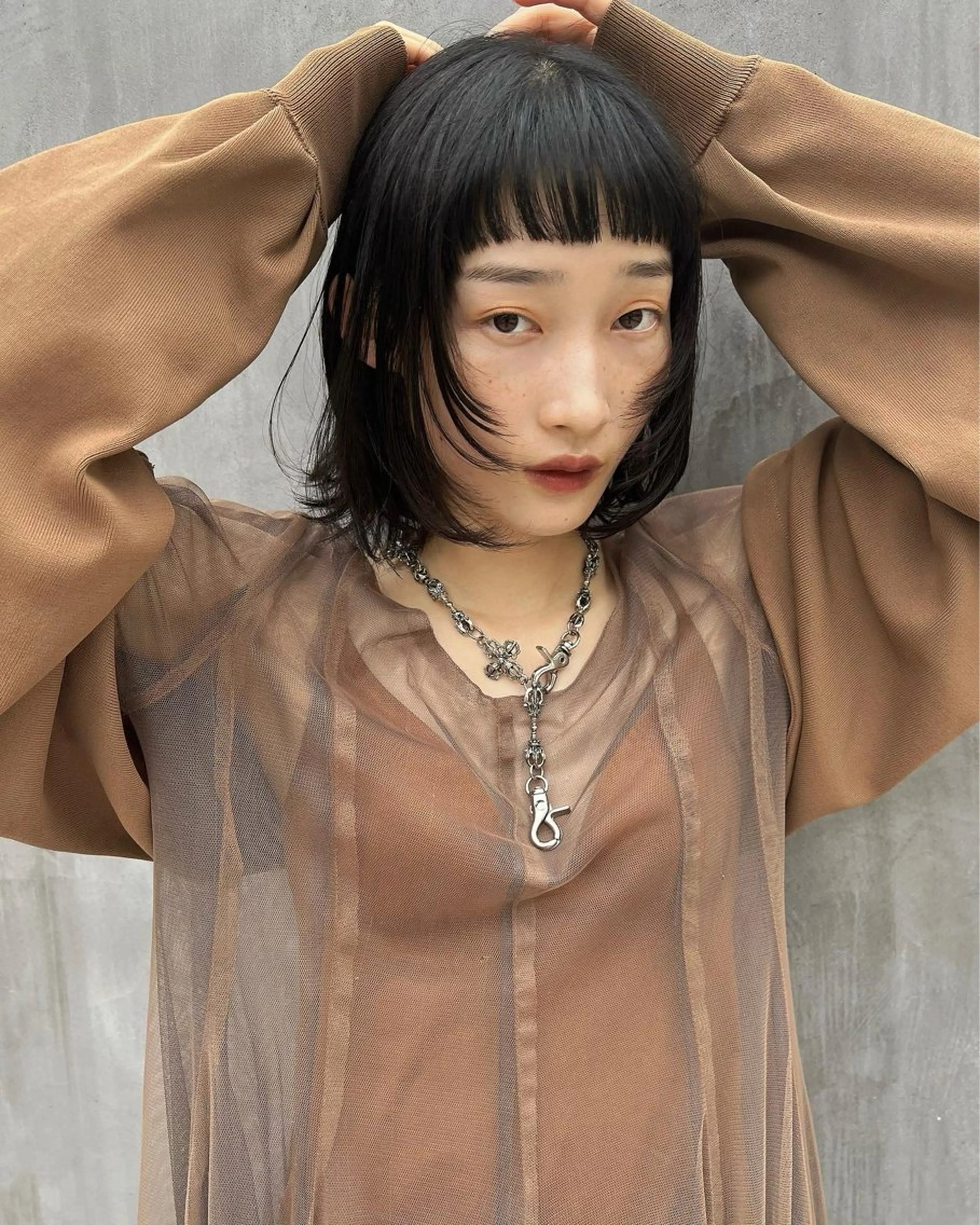 ミディアム カラー パーマ ヘアアレンジ カット ヘアカラー トリートメント レイヤー/ 透明感カラー/マドカのヘアスタイル