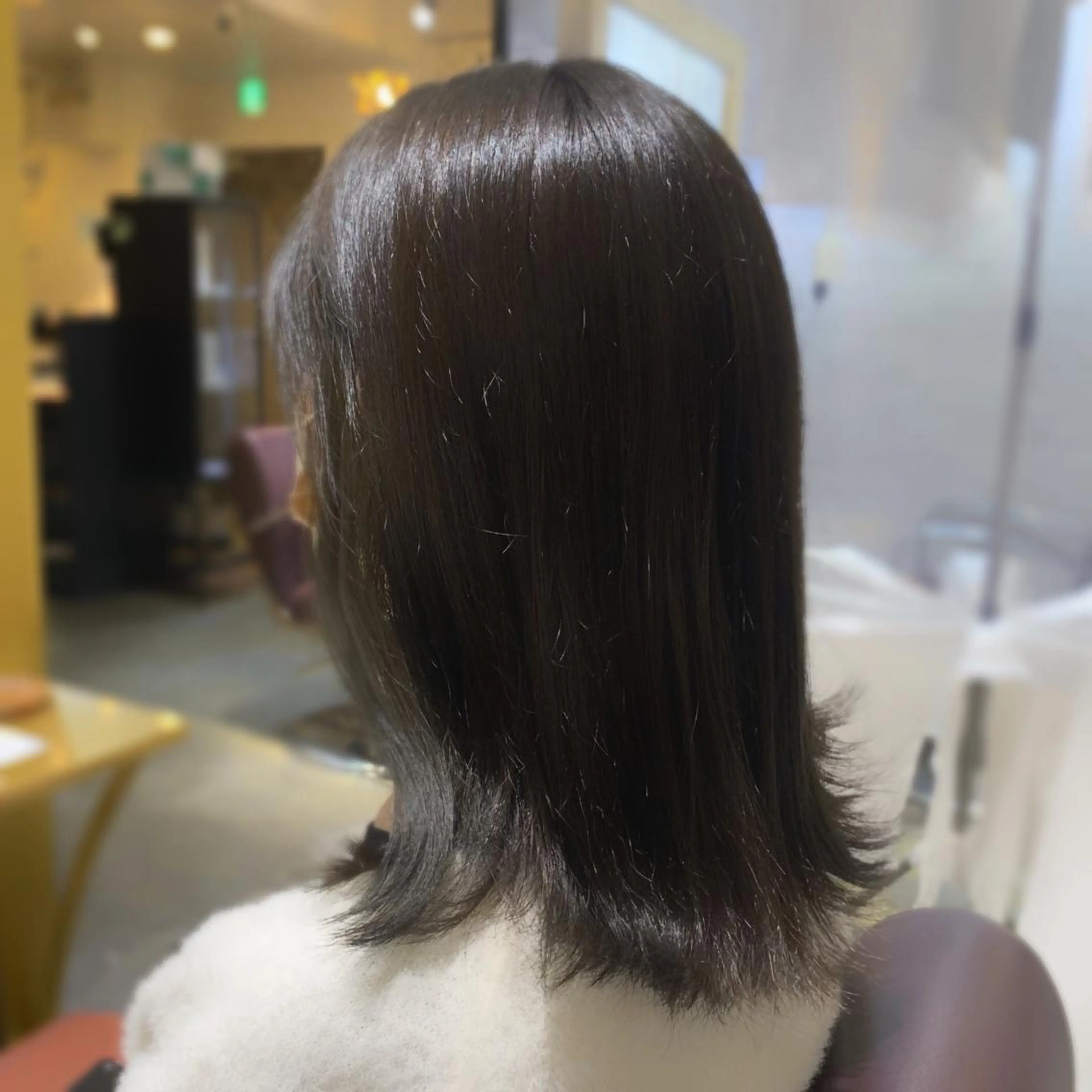 ミディアム カラー グレージュ インナーカラー オリーブカラー オリーブグレージュ オリーブグレー ヘアカラー 韓国ヘア/縮毛矯正 🧡艶カラーSakiのヘアスタイル