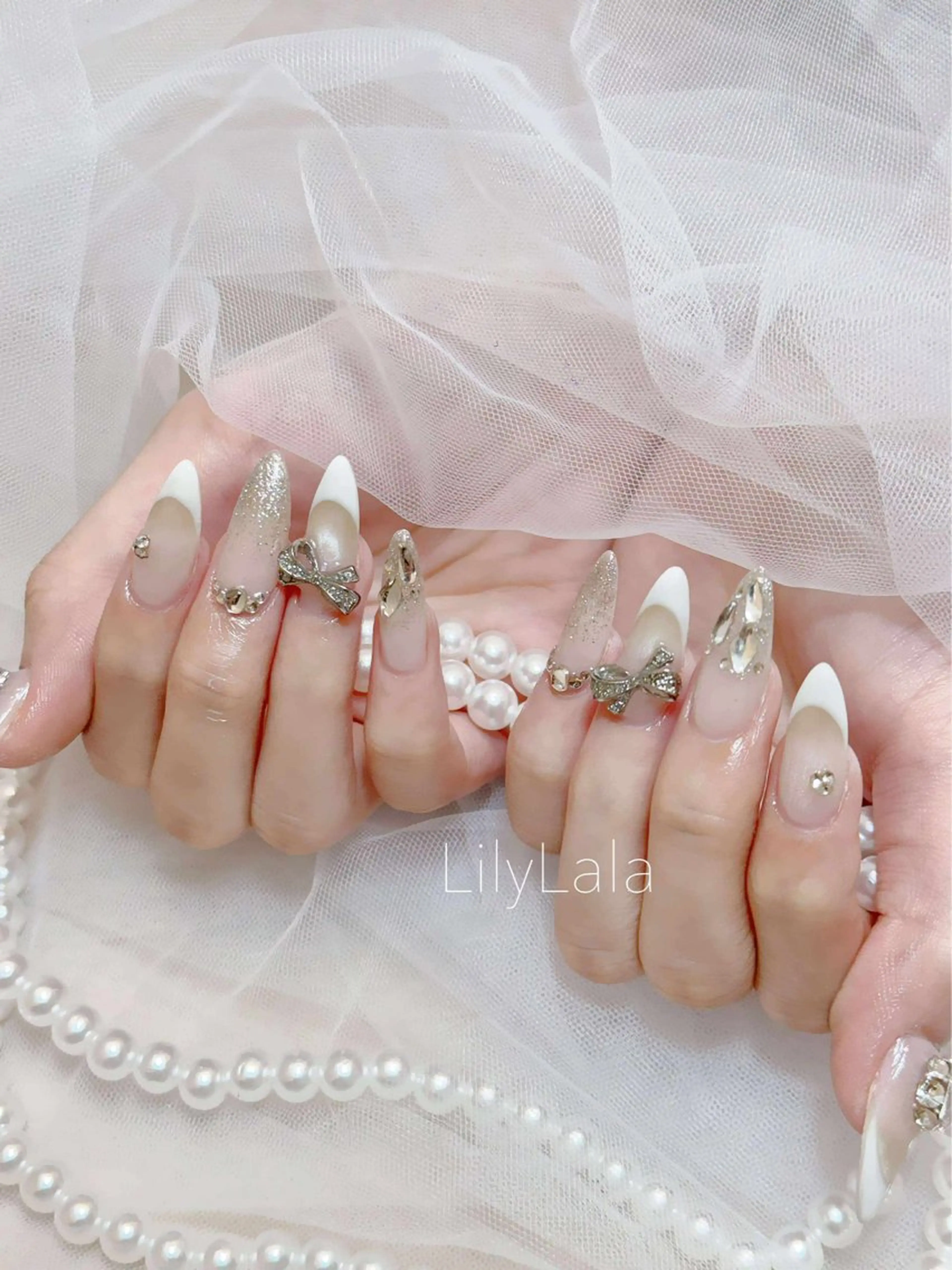 ネイル べっ甲ネイル チークネイル フラッシュネイル フラワーネイル フットネイル ハンドネイル LilyLala Nailsalonのネイルデザイン