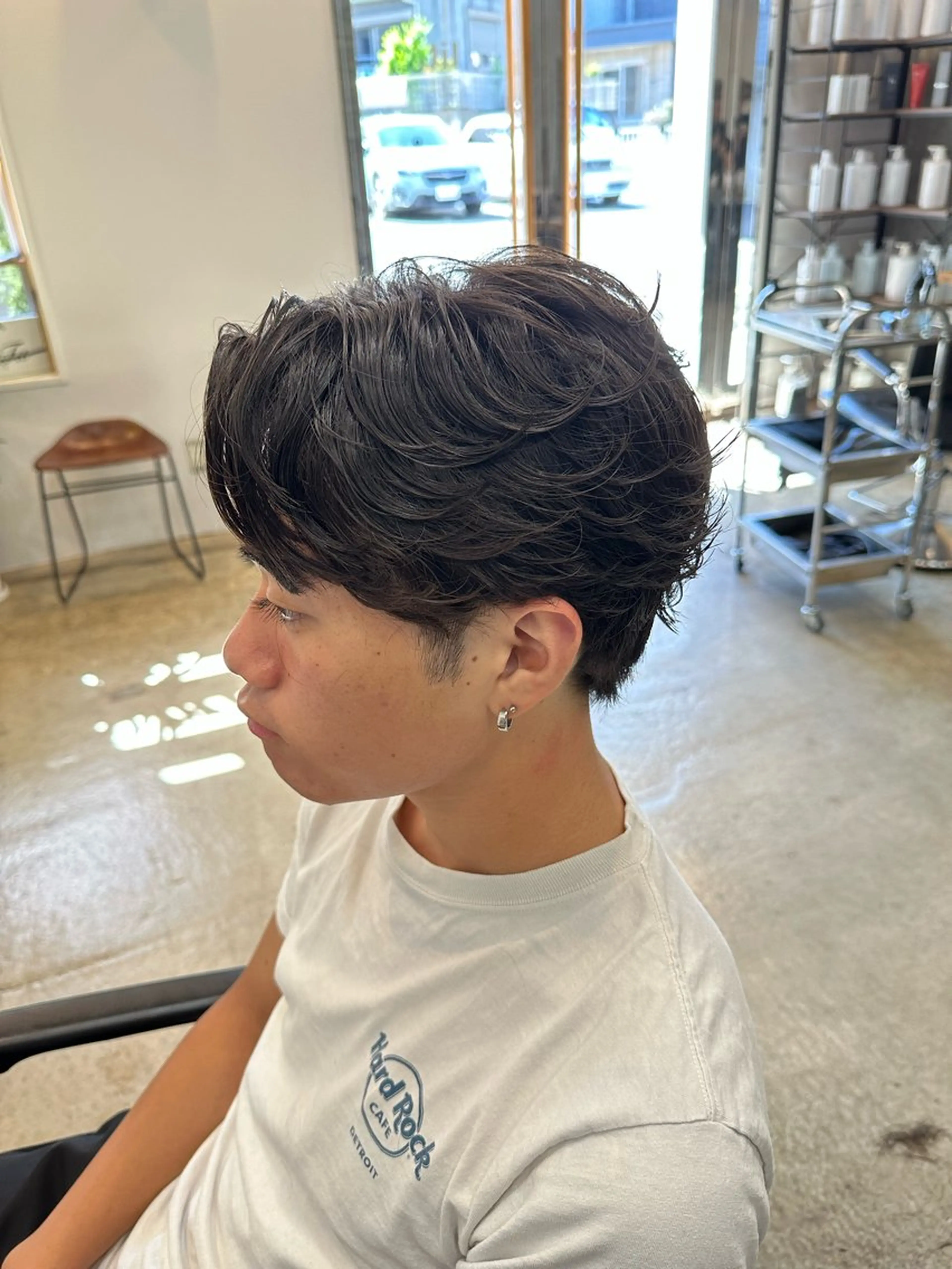 ショート パーマ メンズ 倉持 誠也　フェザーパーマのヘアスタイル