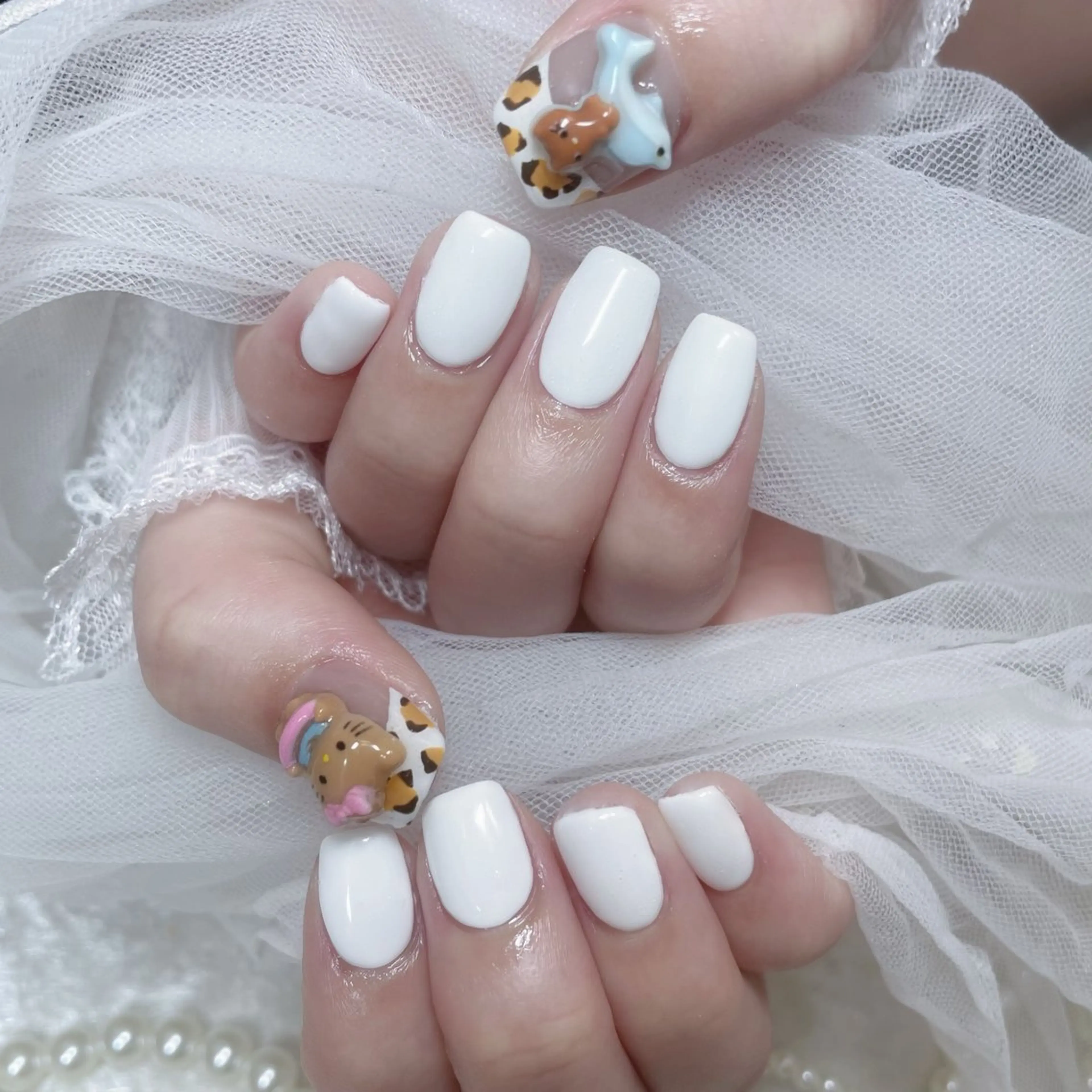 ネイル ハンドネイル MINAMI໒꒱ Y2K、韓国ガーリーのネイルデザイン