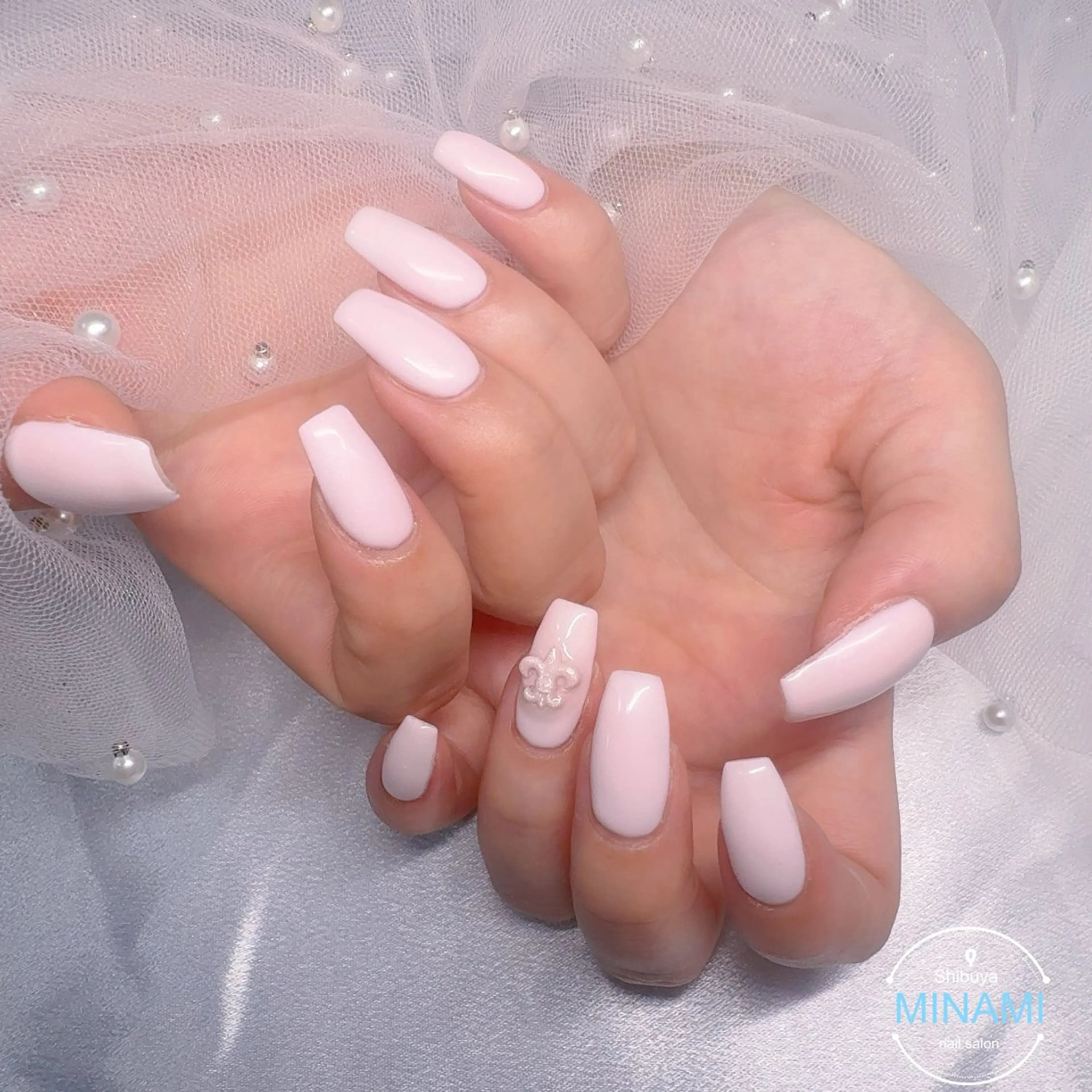 HANDワンカラー/ラメグラ（オフ込み）3000の写真