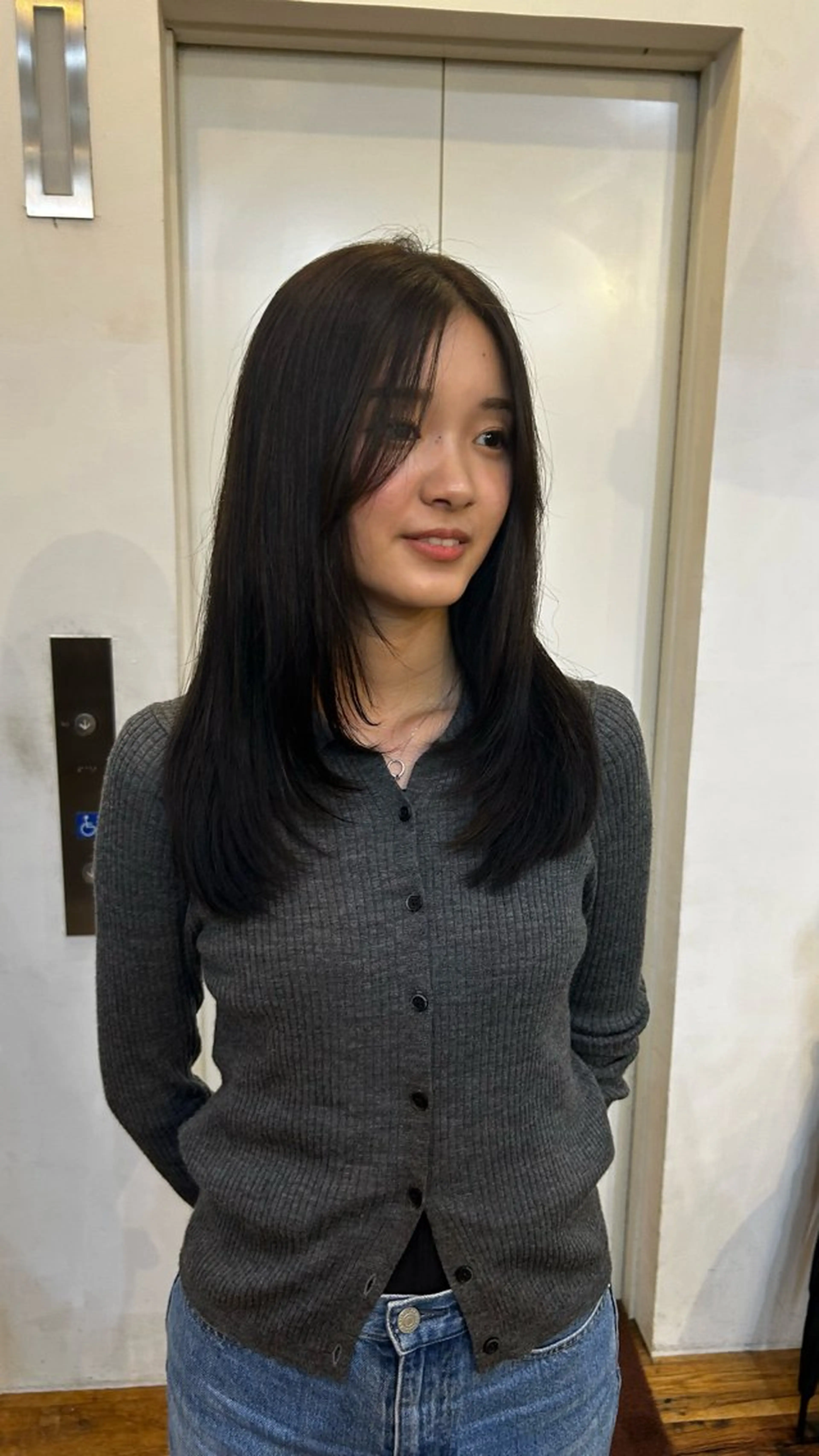 ロング レイヤーカット ロング レイヤーカット大人気 //吉田百花のヘアスタイル