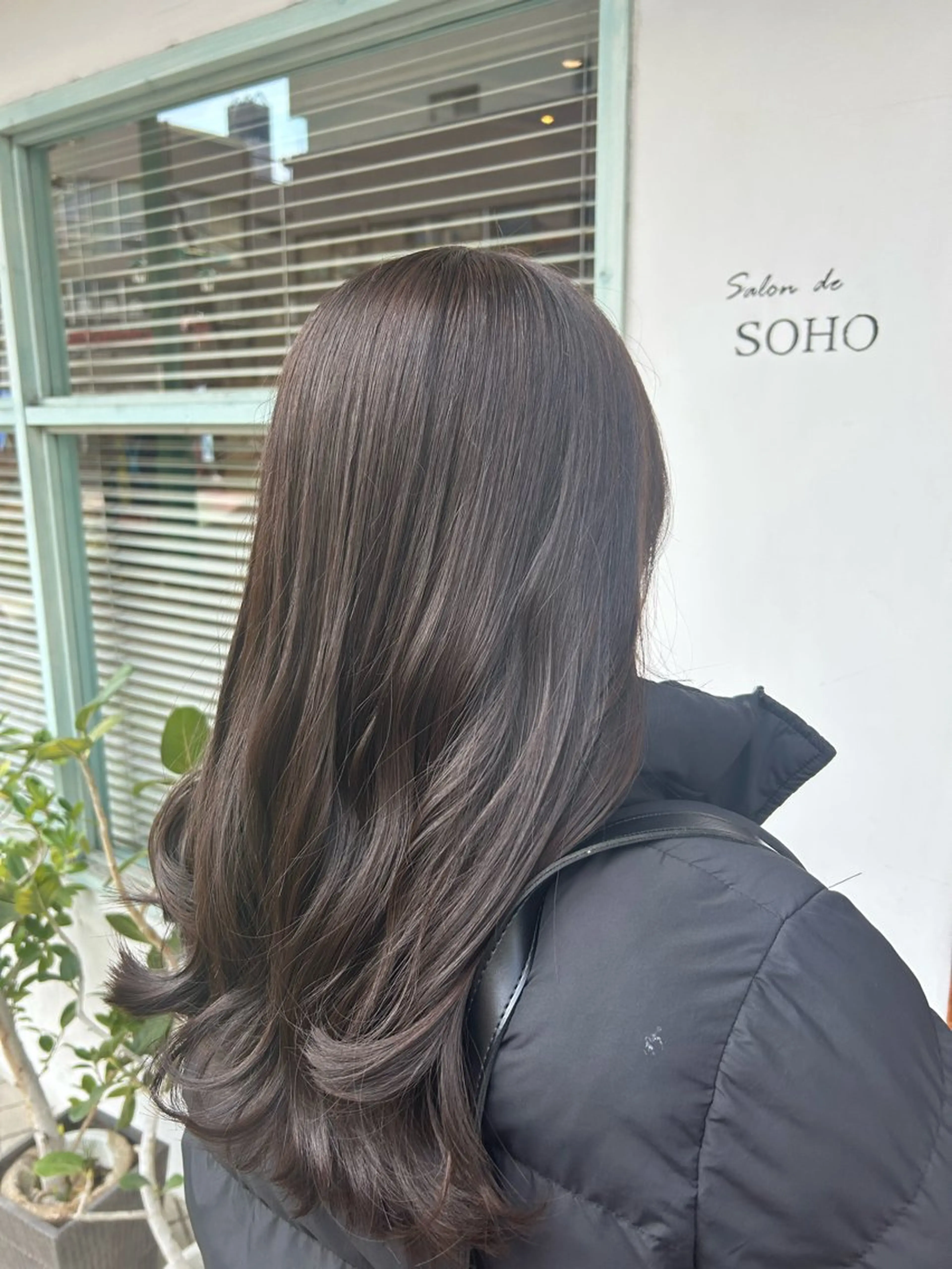 セミロング カラー ヘアカラー トリートメント あずま みゆのヘアスタイル