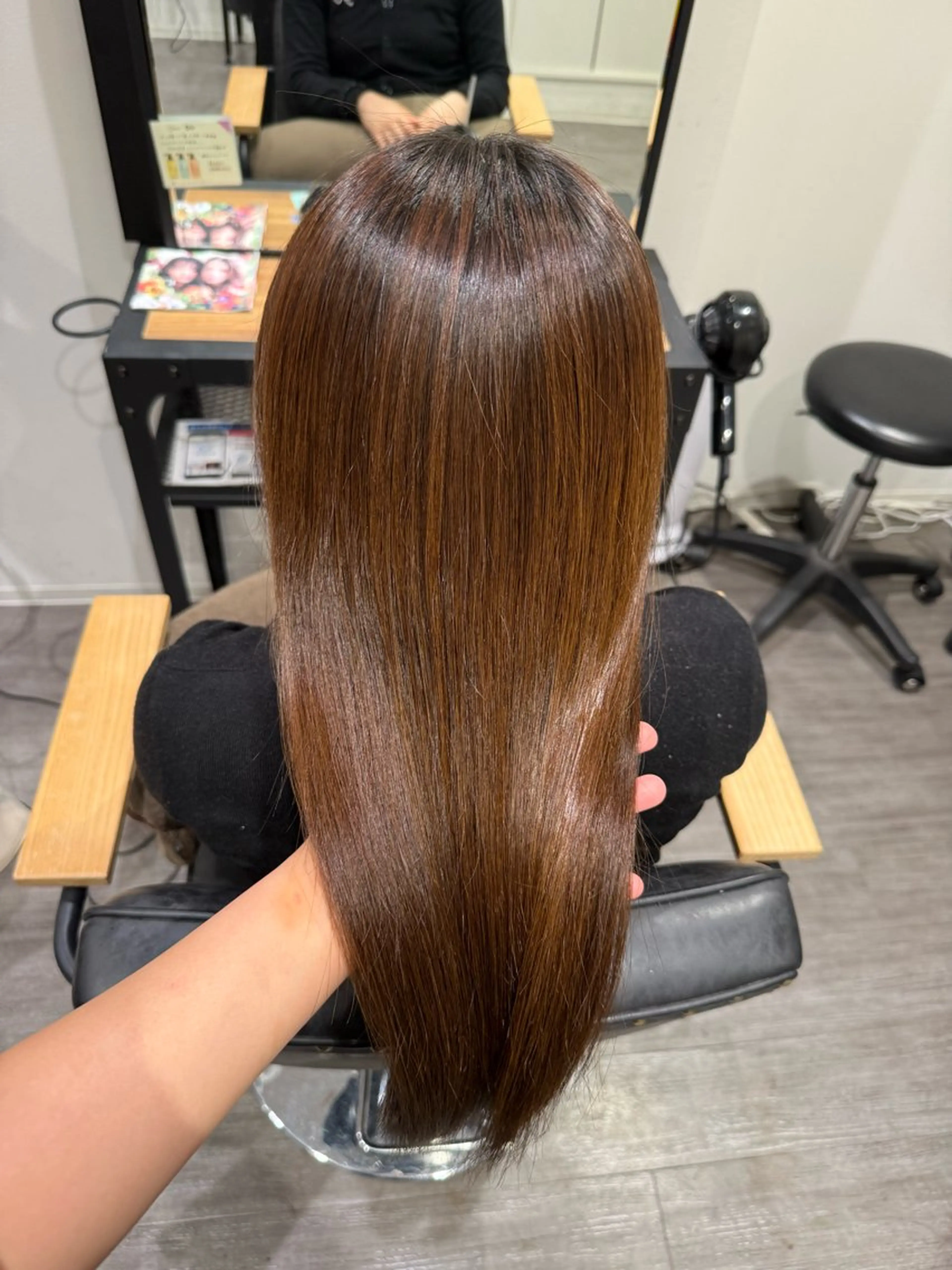 セミロング パーマ 酸性ストレート ストレートパーマ カット 縮毛矯正 トリートメント 上田 紗也のヘアスタイル