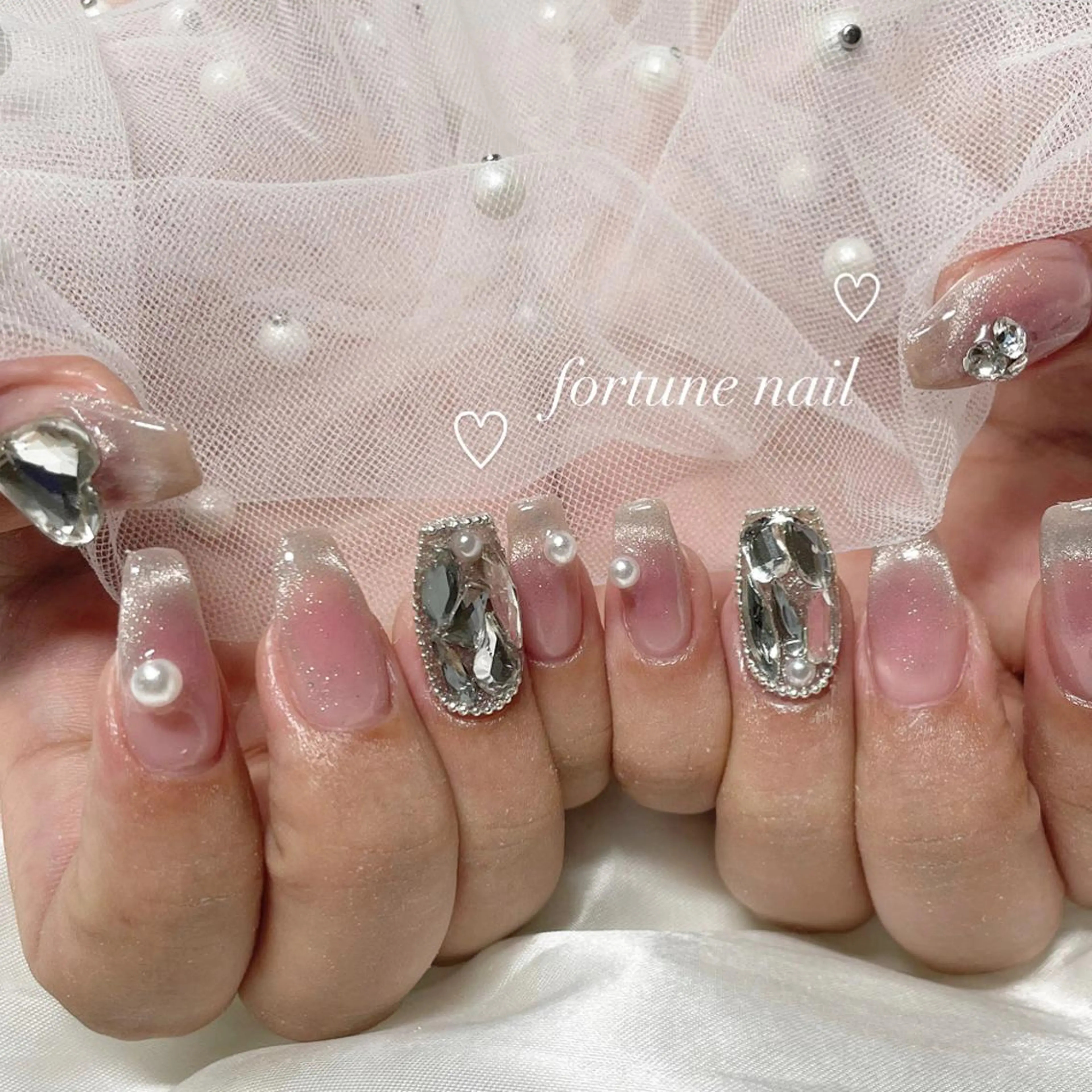 ネイル チークネイル ハート マグネットネイル ハンドネイル ☆saori ☆12/15空のネイルデザイン