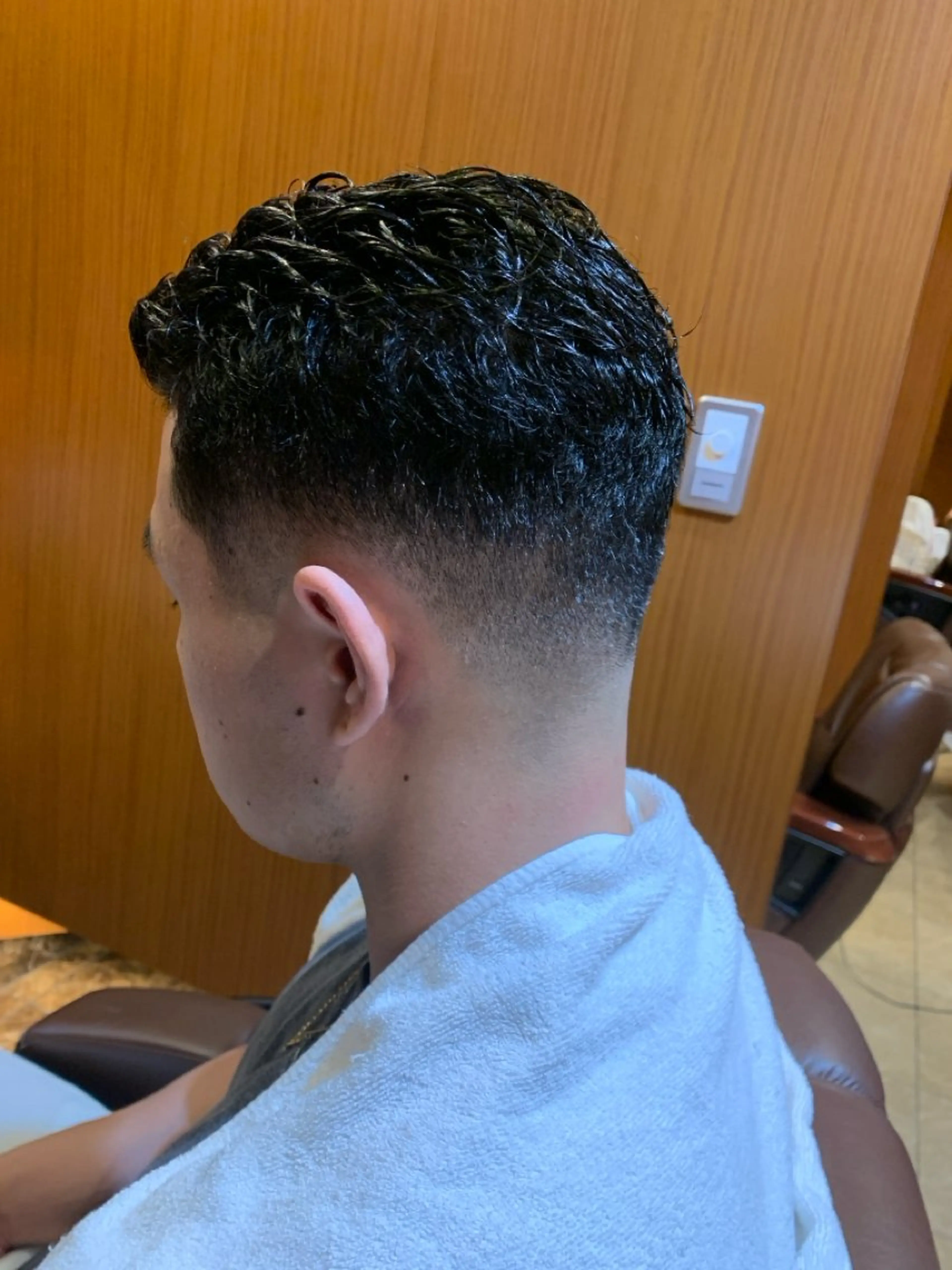 ショート メンズ フェードカット ツーブロック 刈り上げ 杉本 翔希のヘアスタイル