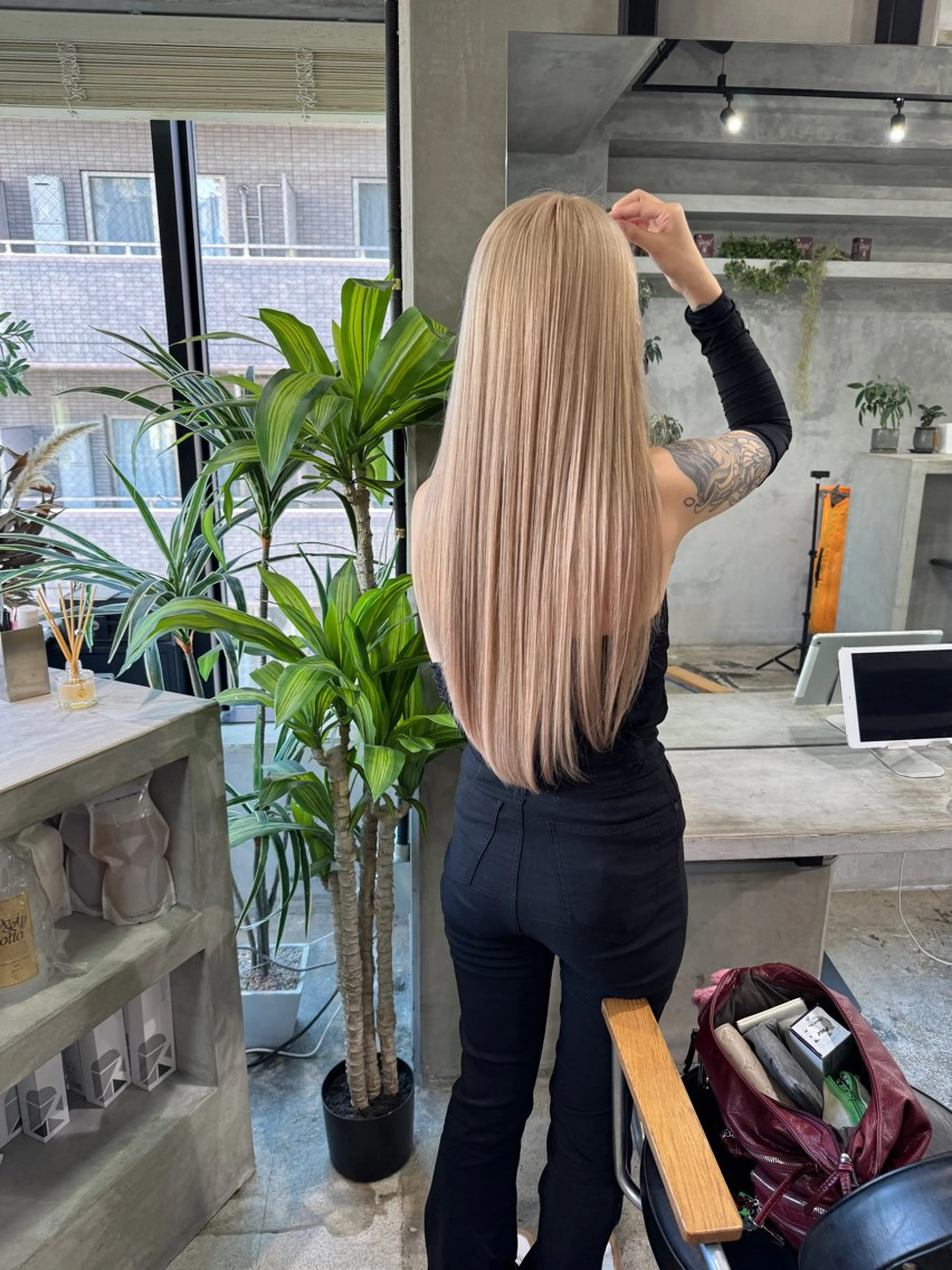 ロング カラー RoL by apollo所属・横浜ブリーチムラ直し 特化美容師/海崎剛史のヘアスタイル