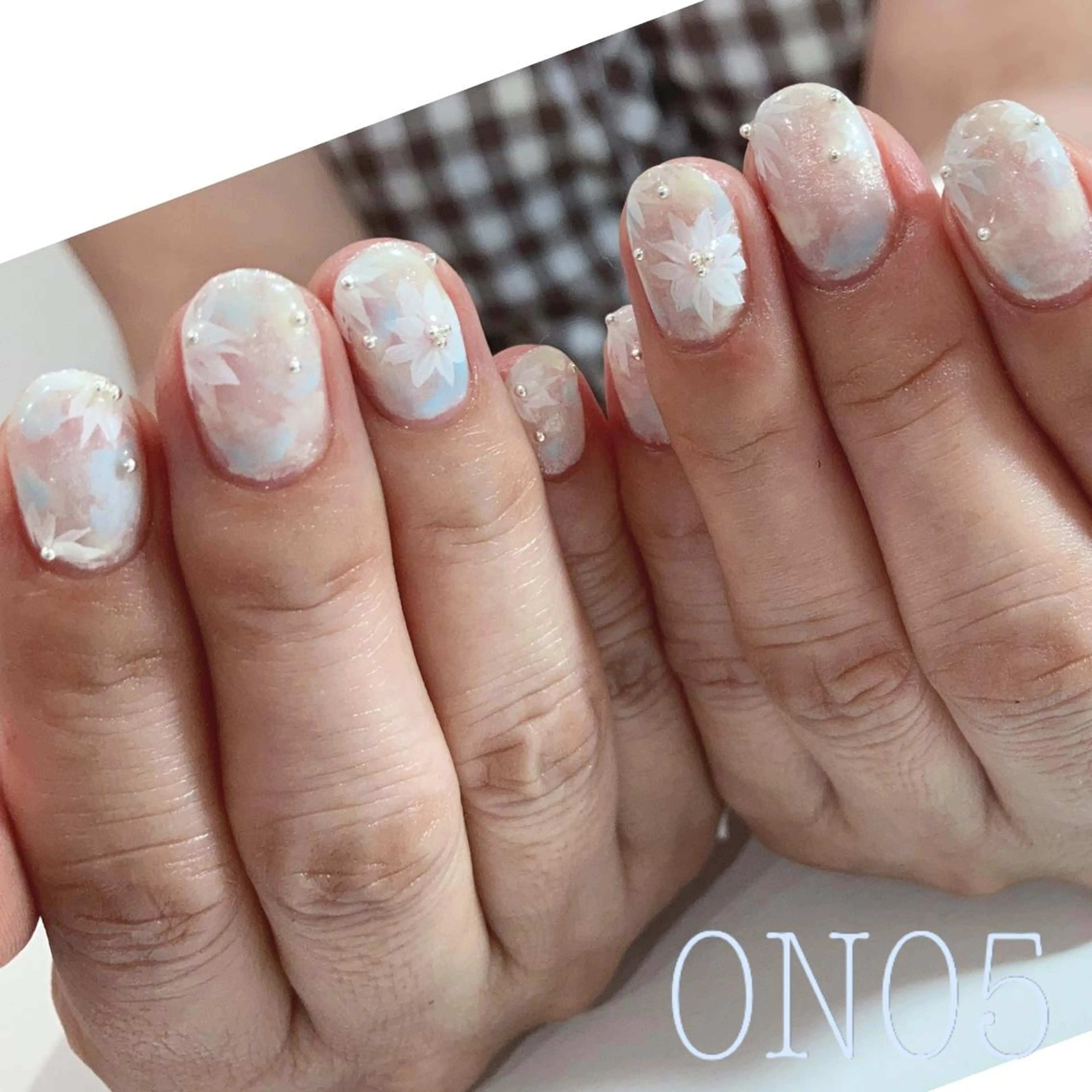 ネイル 園 寛子 （ネイリスト）のネイルデザイン