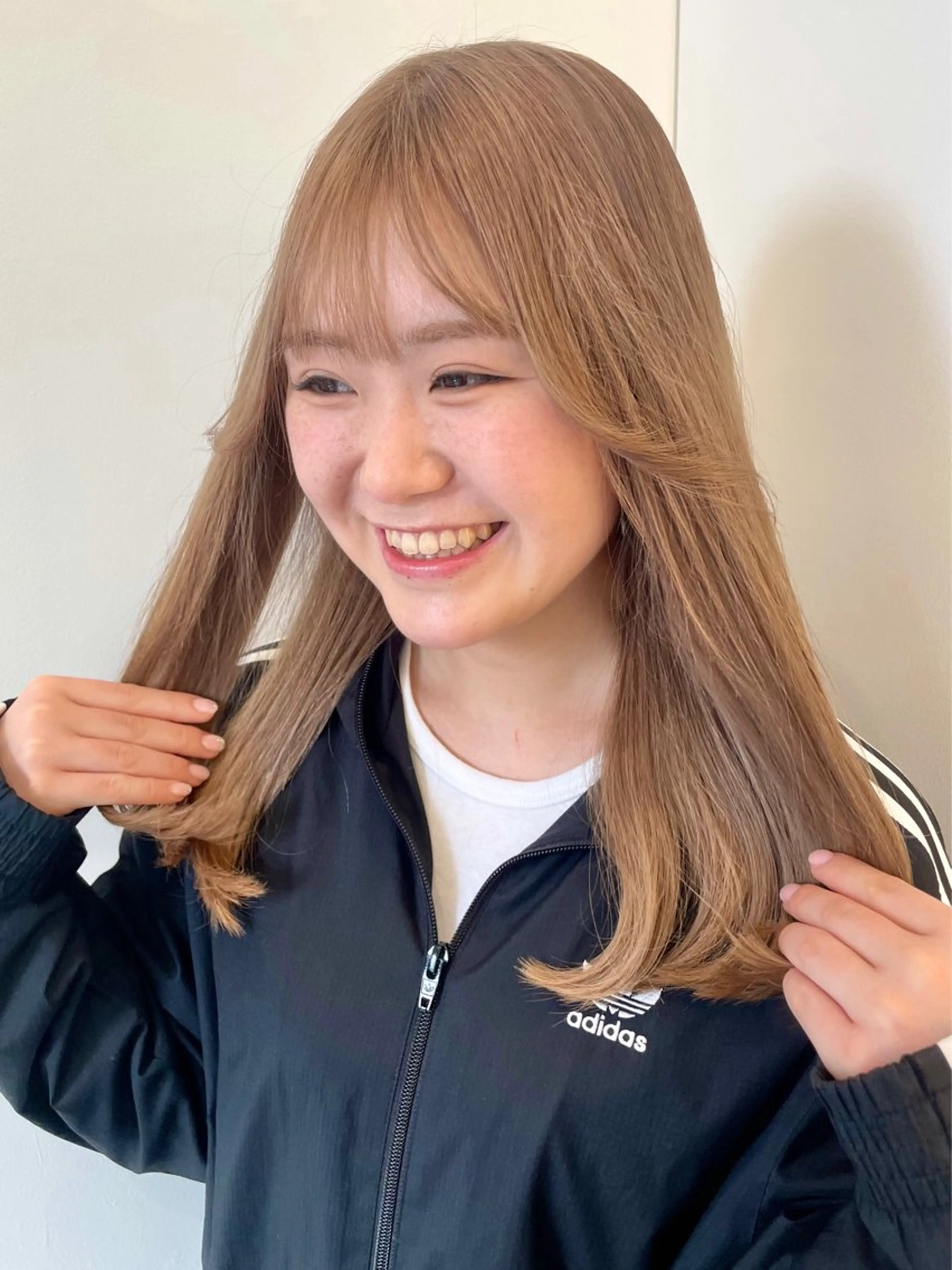 セミロング カラー カット ヘアカラー トリートメント 艶カラー/レイヤー カット✂️近澤瑠以のヘアスタイル