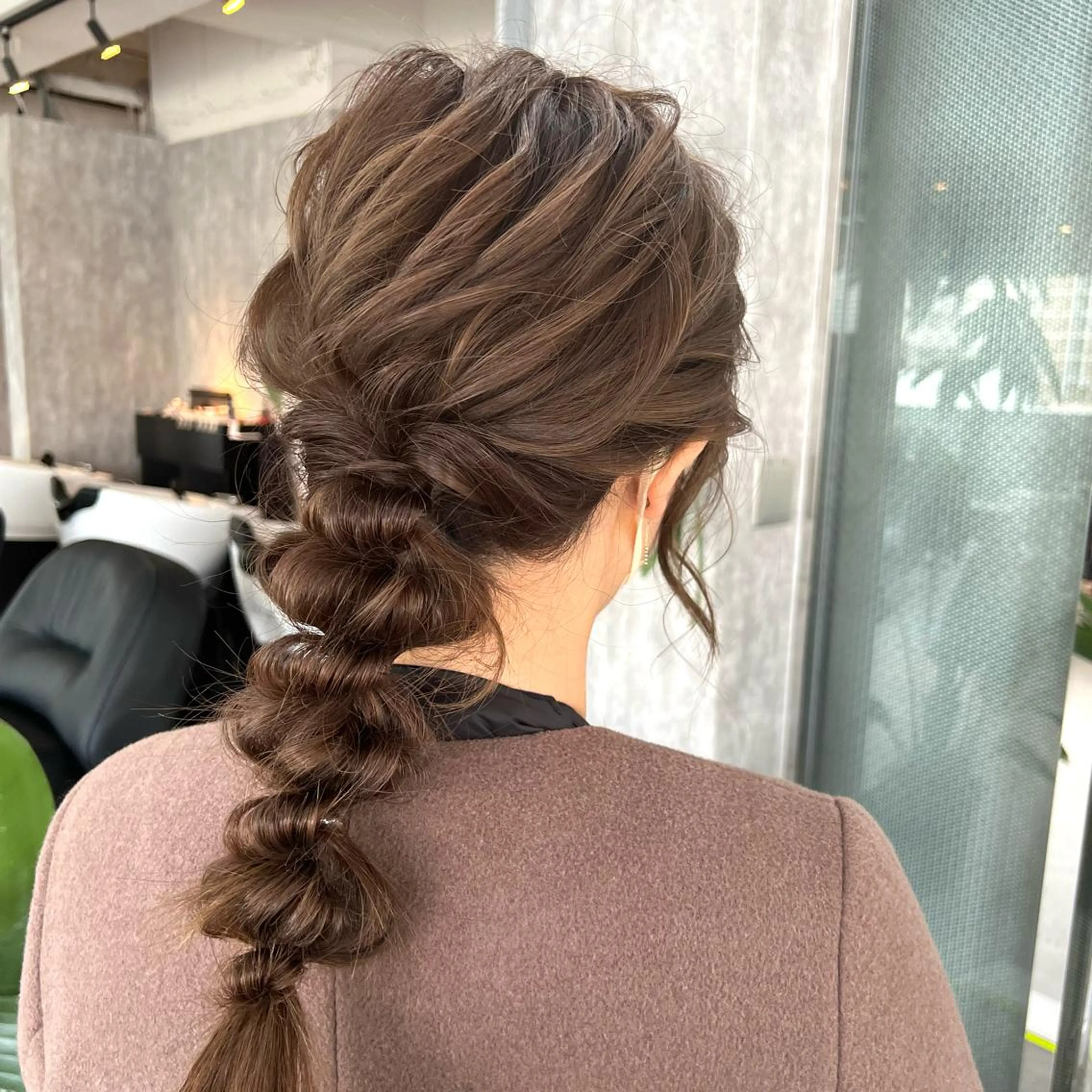 ロング カラー ヘアアレンジ ヘアセット TIDEHAIR SHIHOのヘアスタイル
