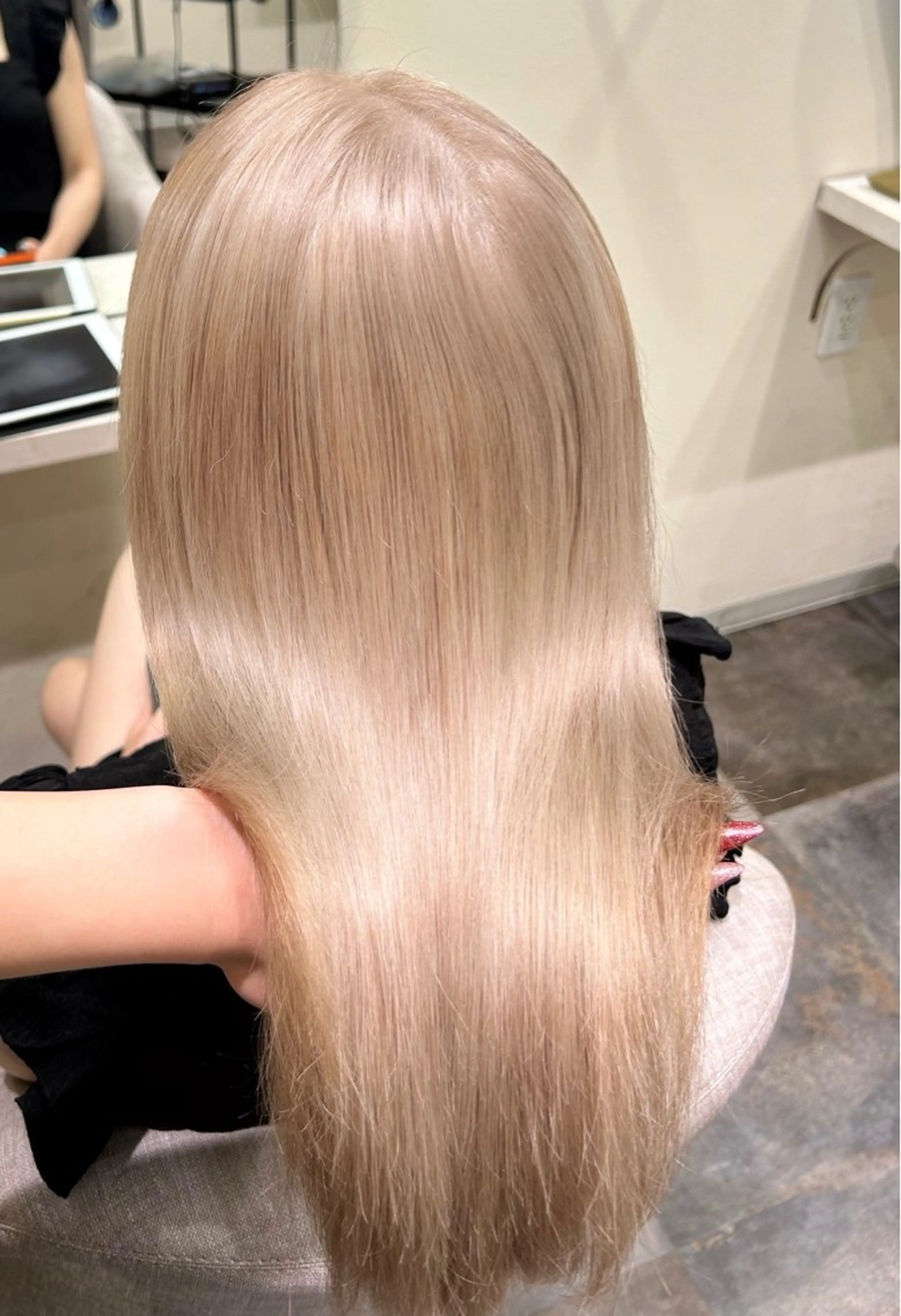 ロング カラー ブリーチ minilu  by   LuLuca所属・高谷 凜のヘアスタイル