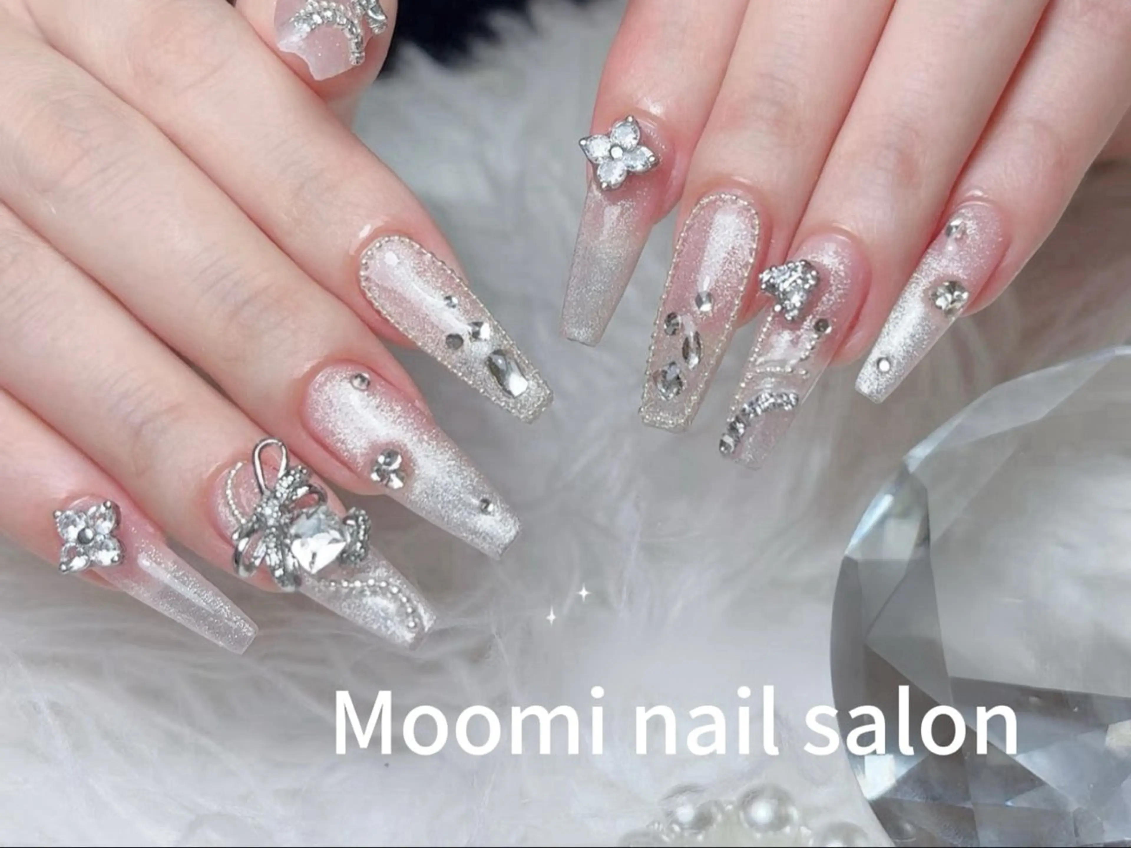 ロング ハンドネイル Moomi あずりのネイルデザイン
