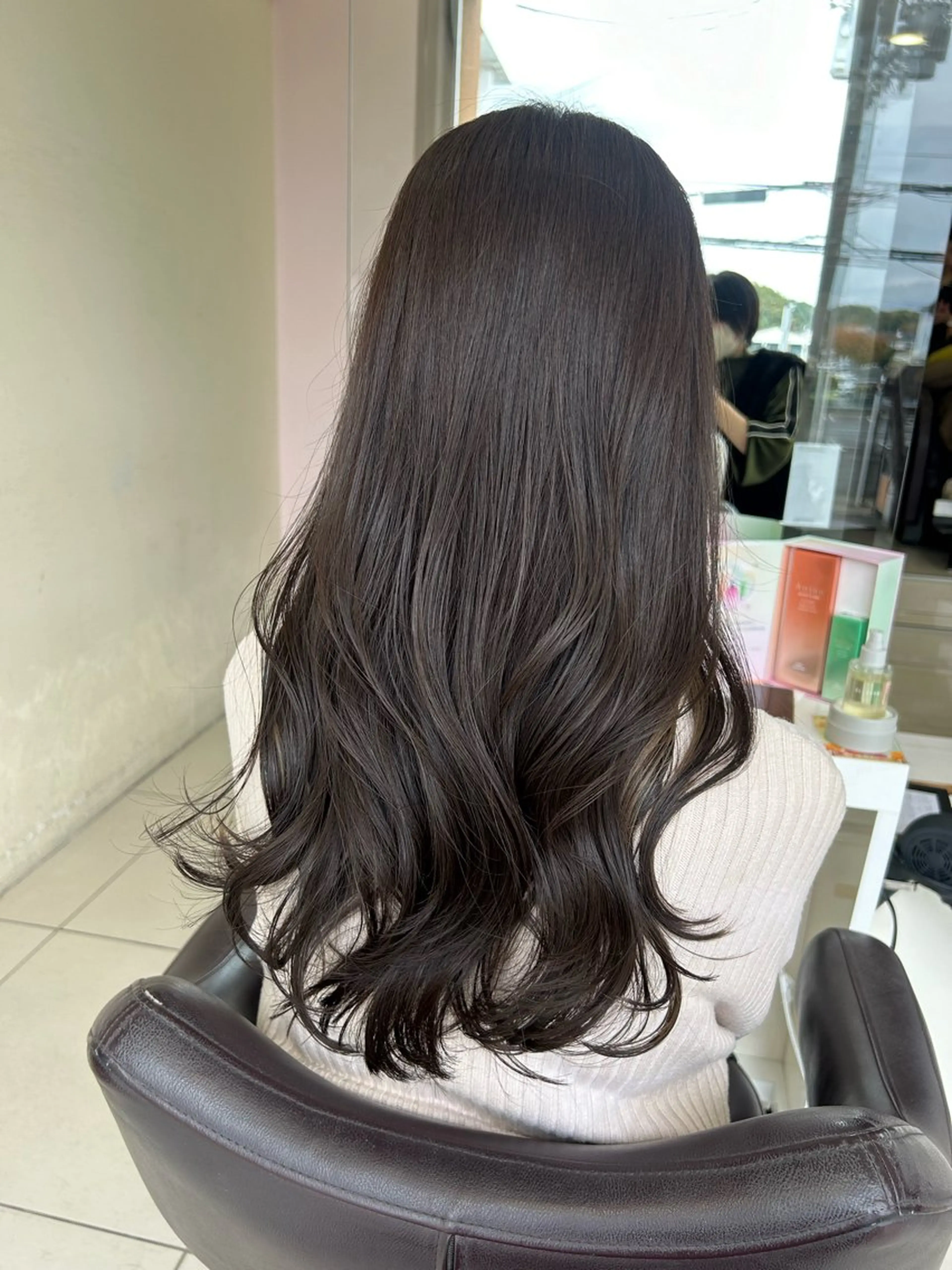ロング カット ヘアカラー ハピネス所属・川本 真鈴のヘアスタイル