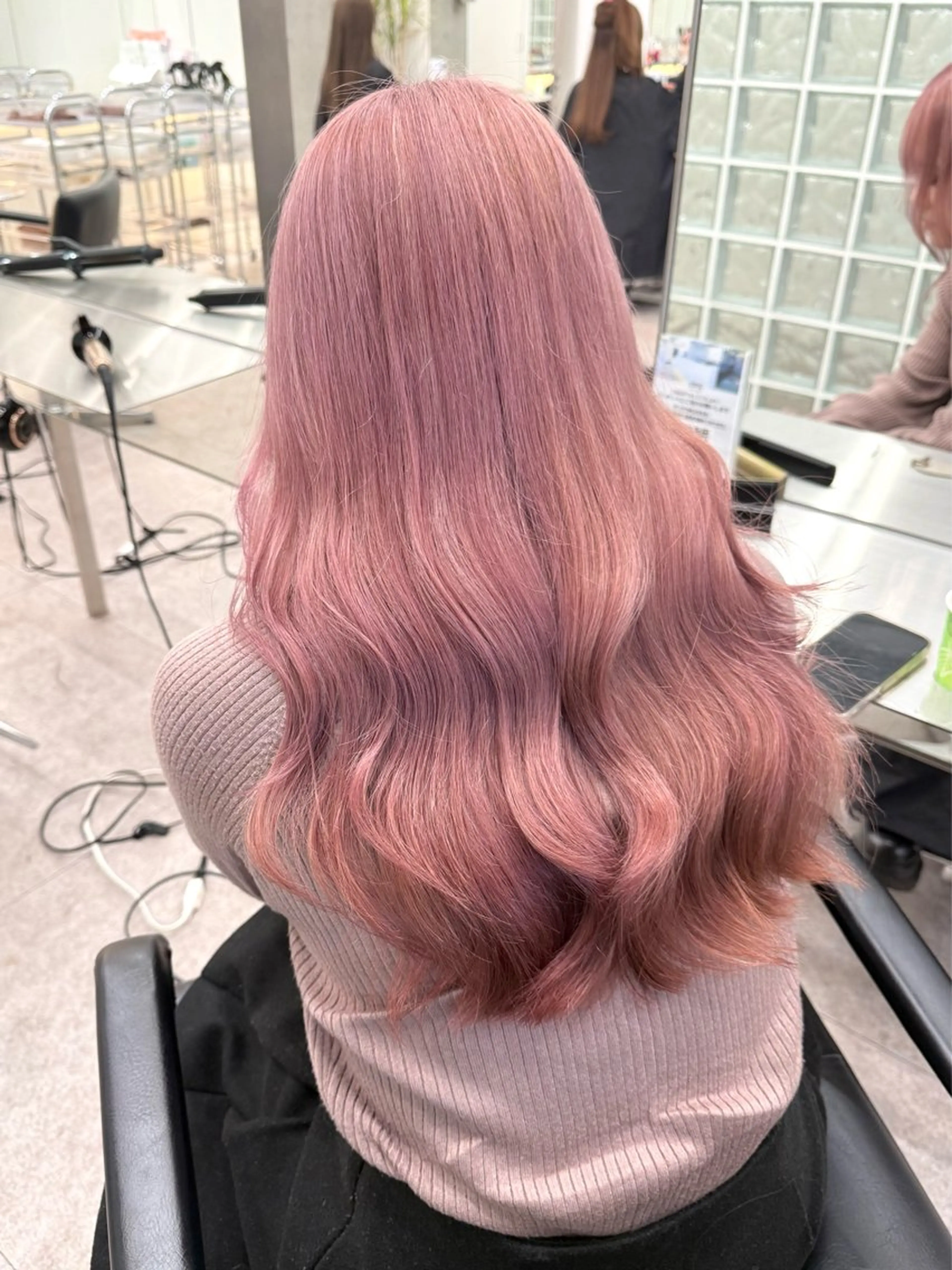 ロング ヘアカラー トリートメント cinq PROJECT所属・ハイトーン/ブリーチ 🐈‍⬛【Ryo】のヘアスタイル