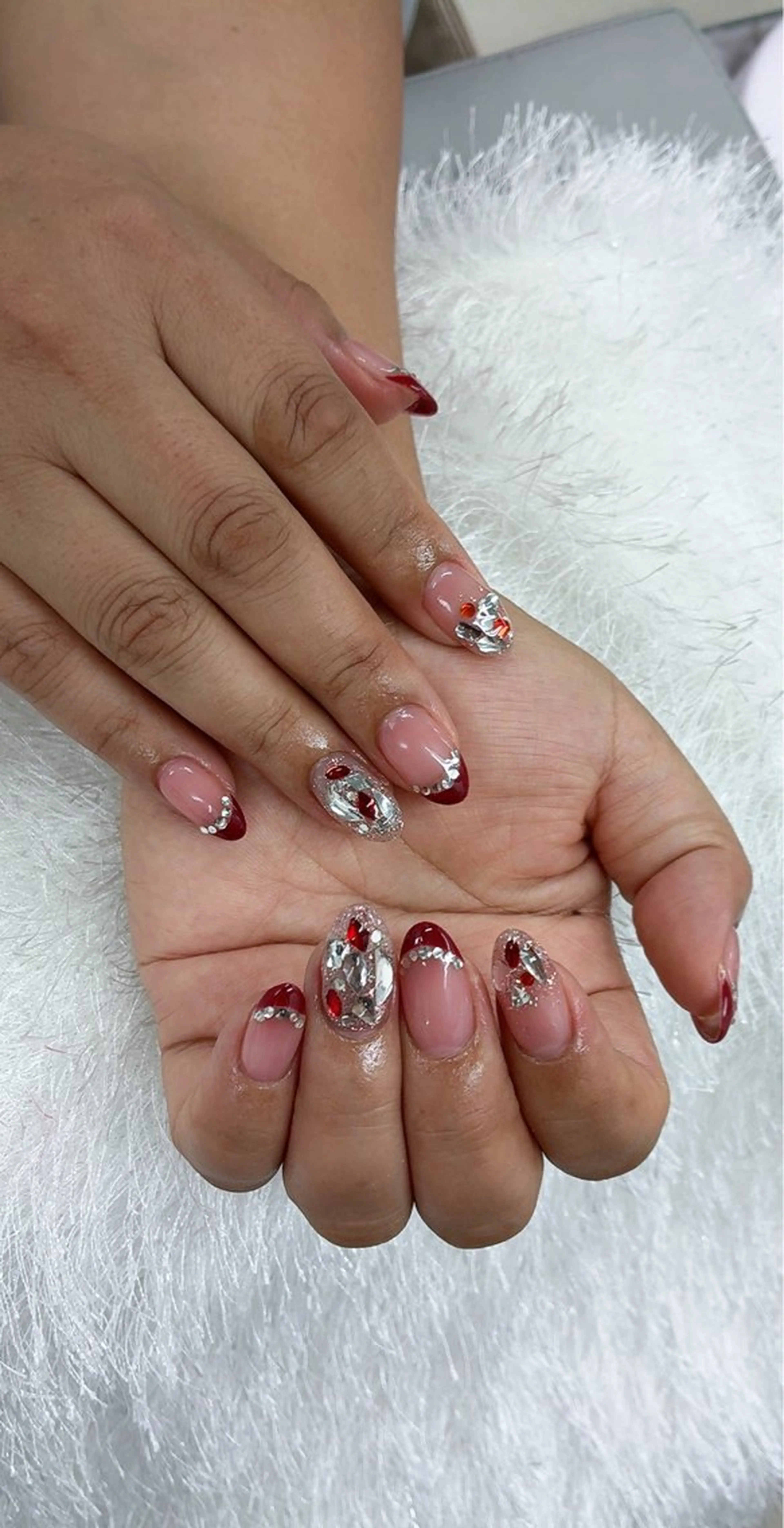 ネイル ハンドネイル 佐藤 依娜のネイルデザイン