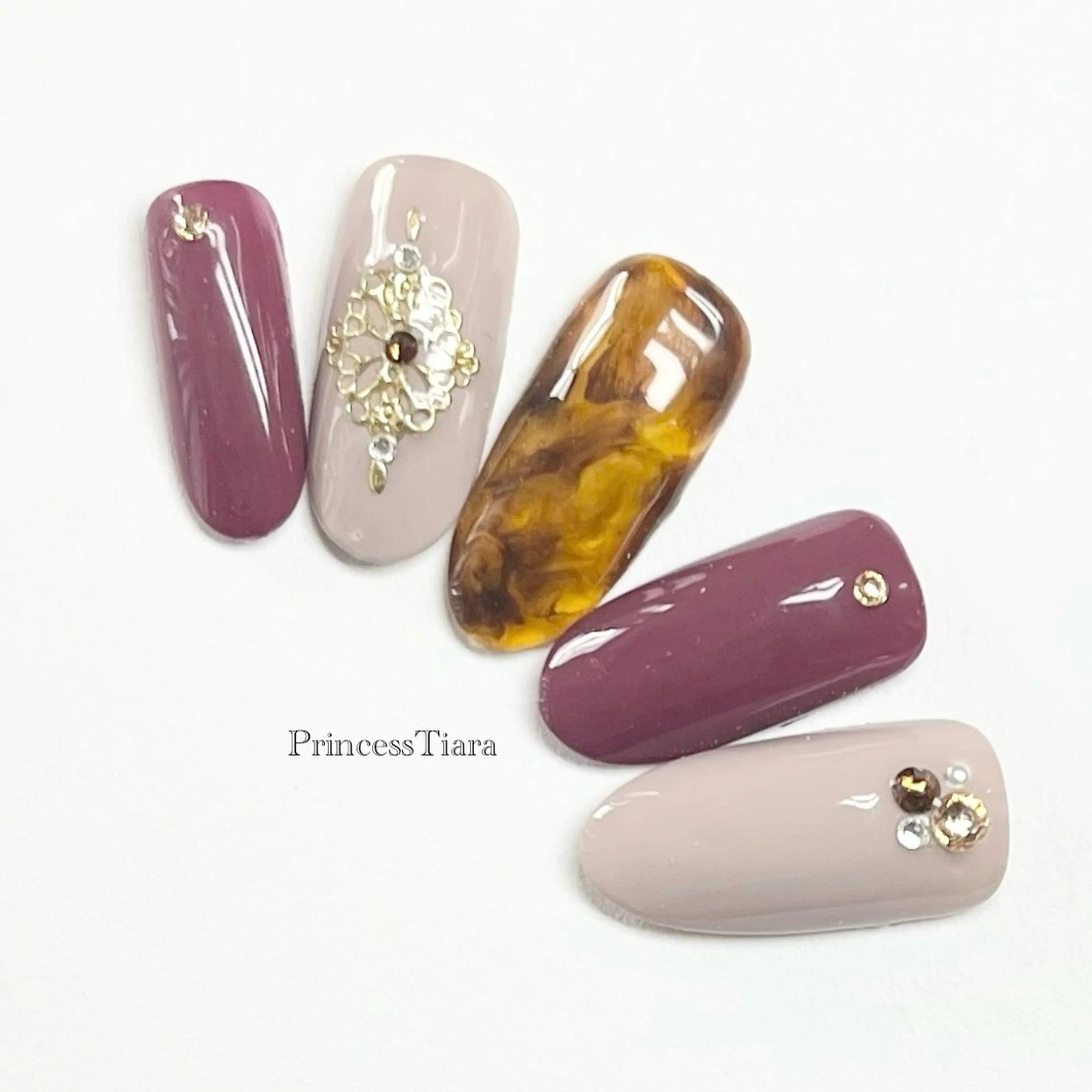 ネイル Grantulle collegeのネイルデザイン