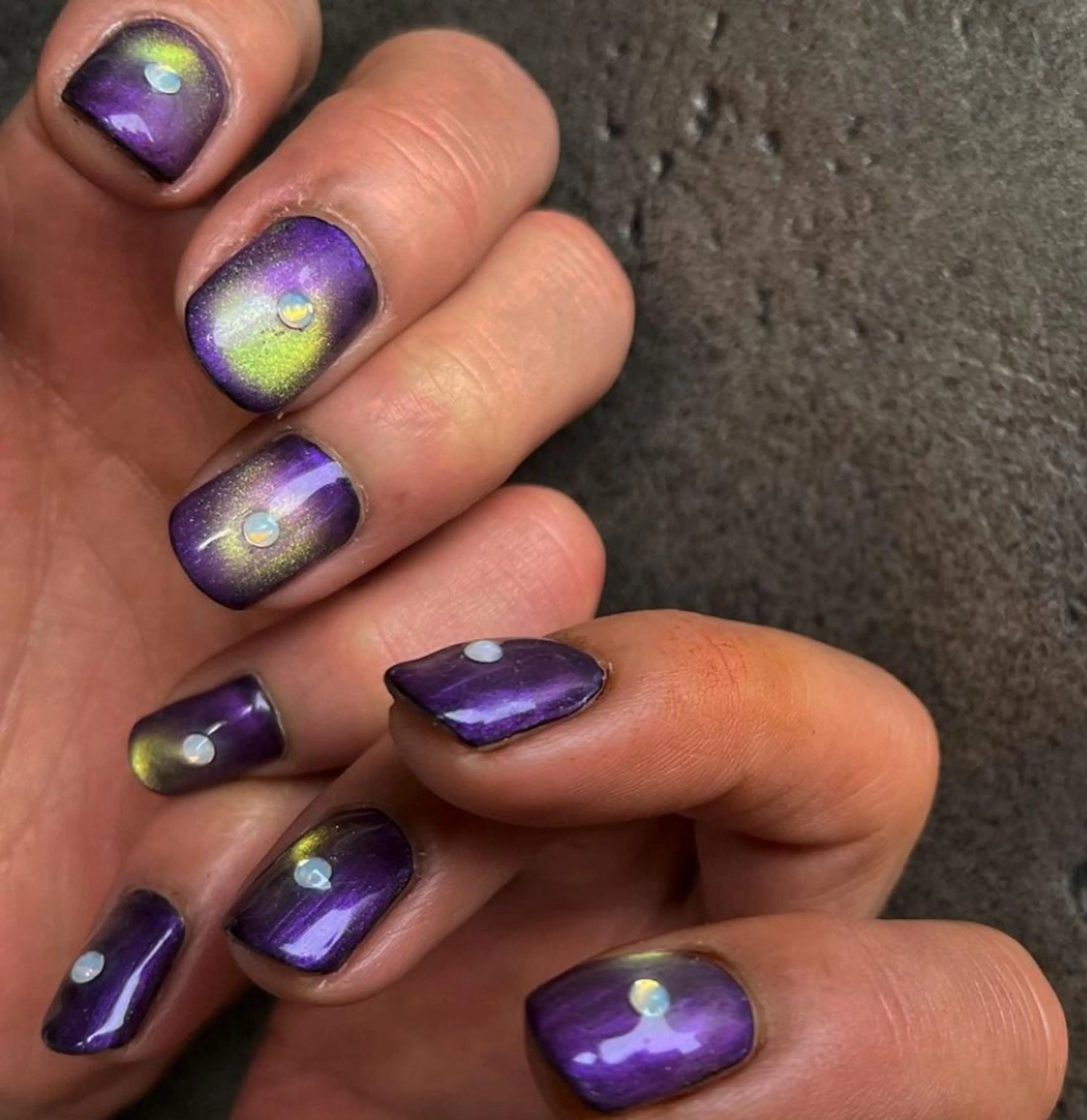 ネイル nailsalon R’のネイルデザイン
