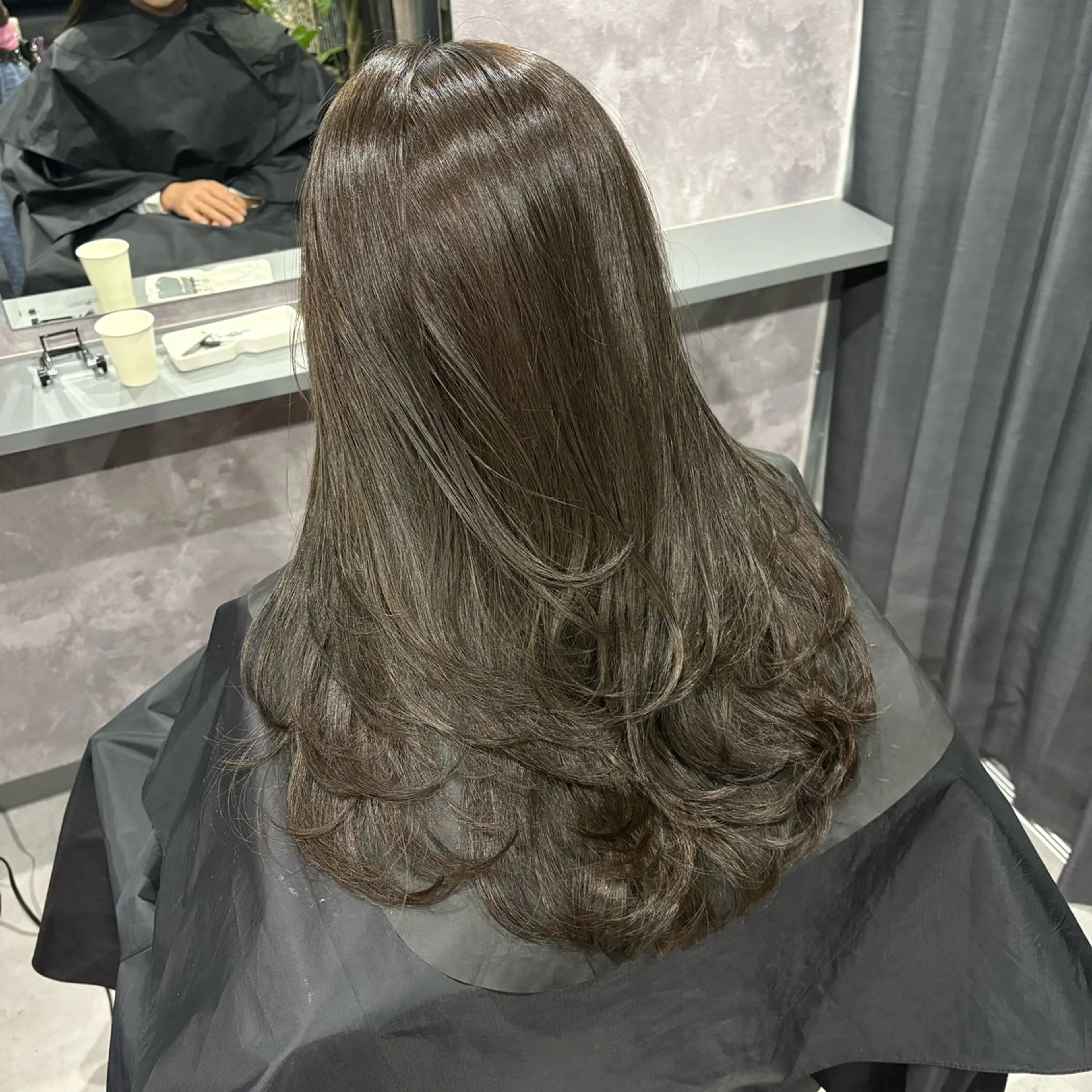 ロング カラー カット ヘアカラー トリートメント nameless miichiのヘアスタイル