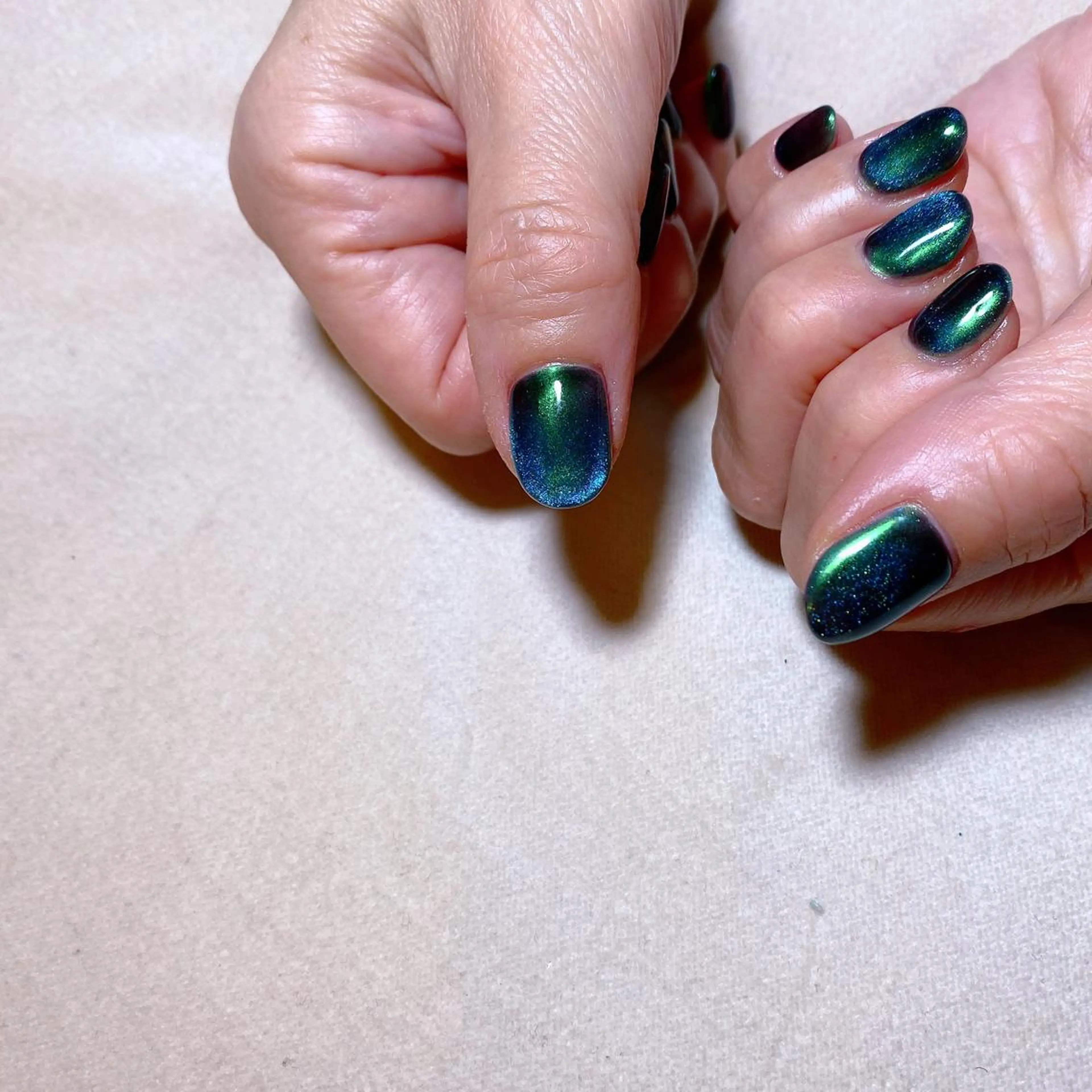 ネイル マグネットネイル ハンドネイル Nail Room Bellisのネイルデザイン