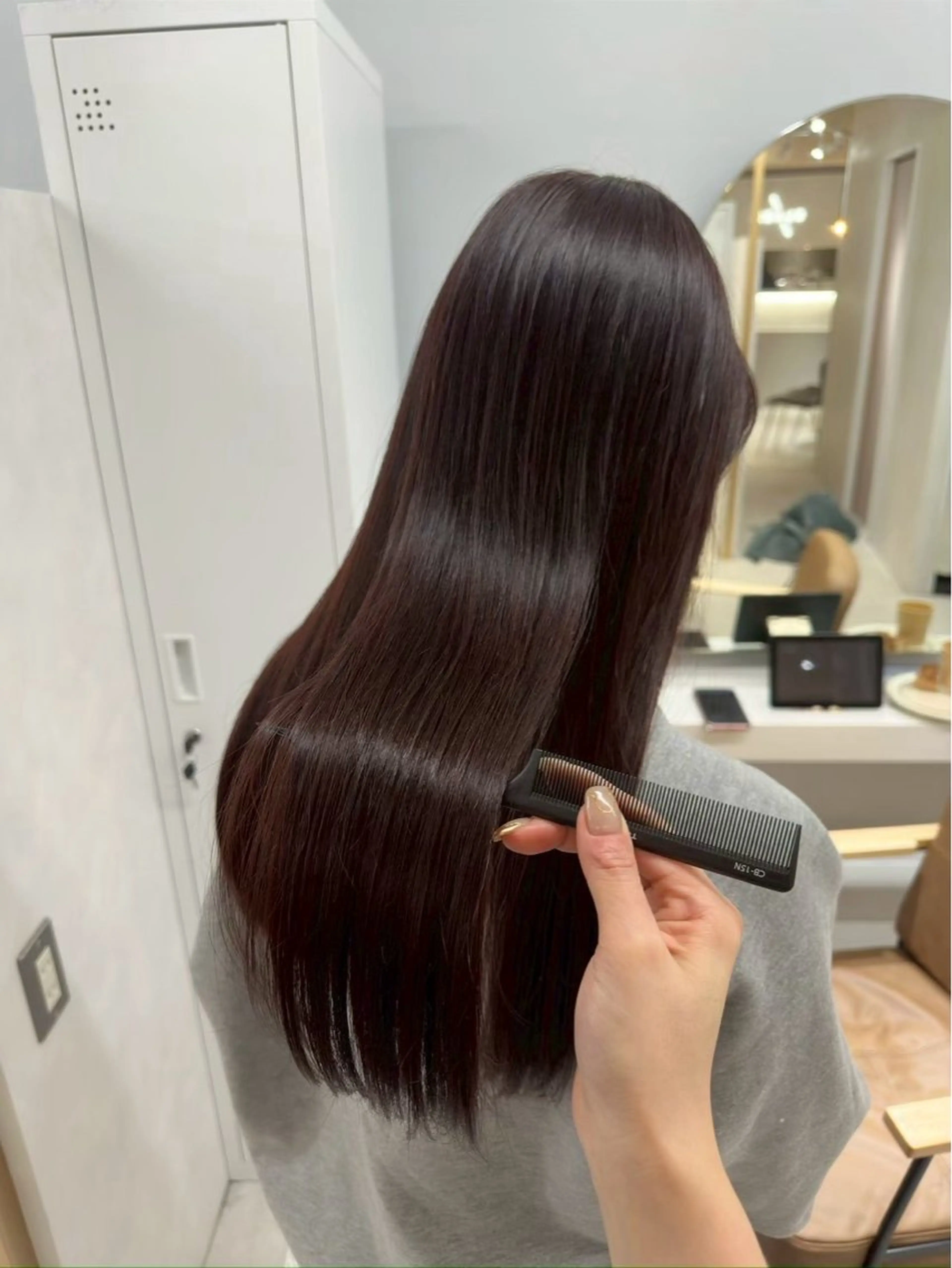 ロング カット ヘアカラー トリートメント SLASHスラッシュ 古閑ななのヘアスタイル