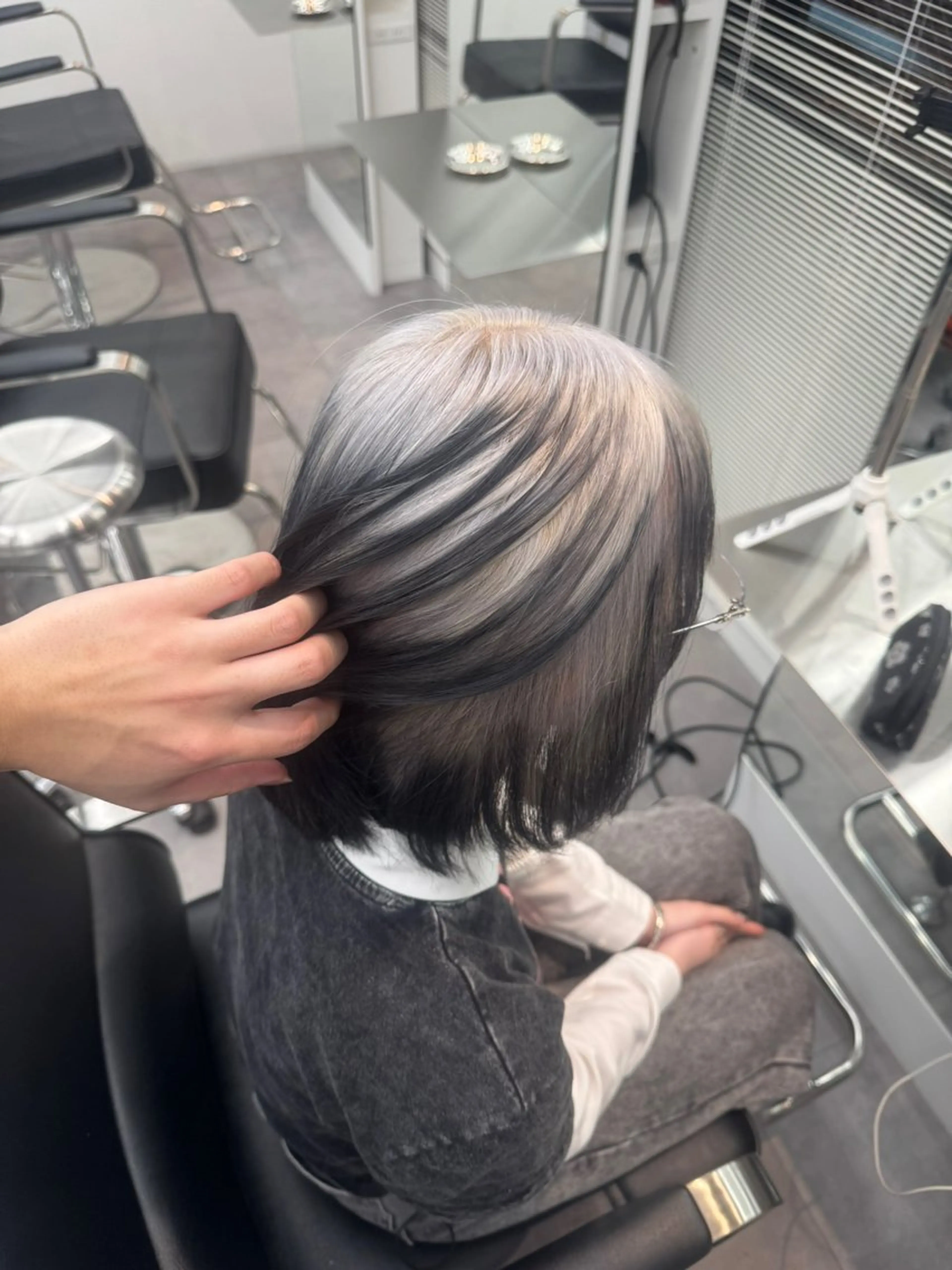 ショート カラー ヘアカラー ハイトーン/ブリーチ ／デザインカラー悠斗のヘアスタイル