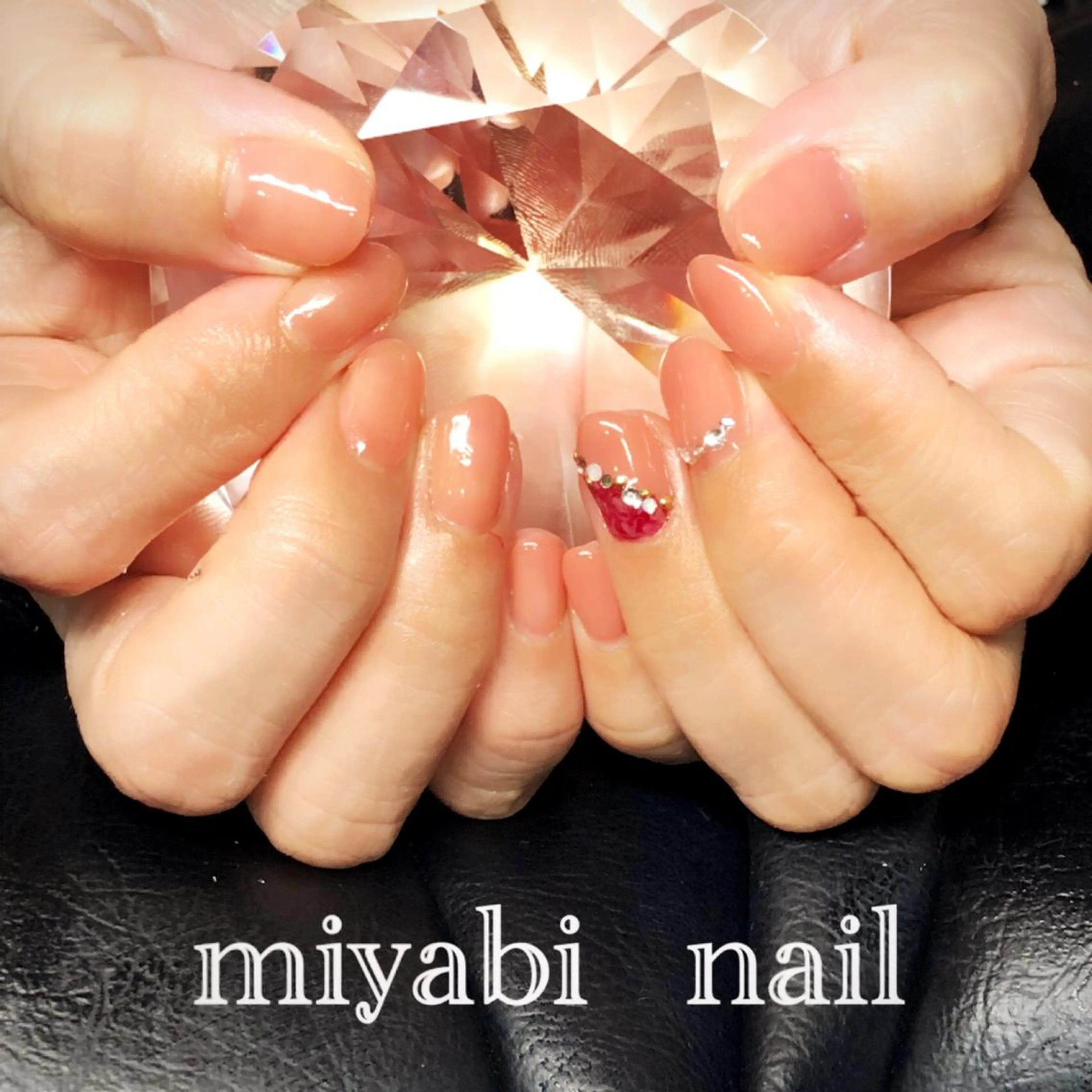 ネイル アートネイル ジェルネイル 持ち込み ニュアンスネイル ストーンネイル ハンドネイル miyabi nail 桂川駅近くのネイルデザイン