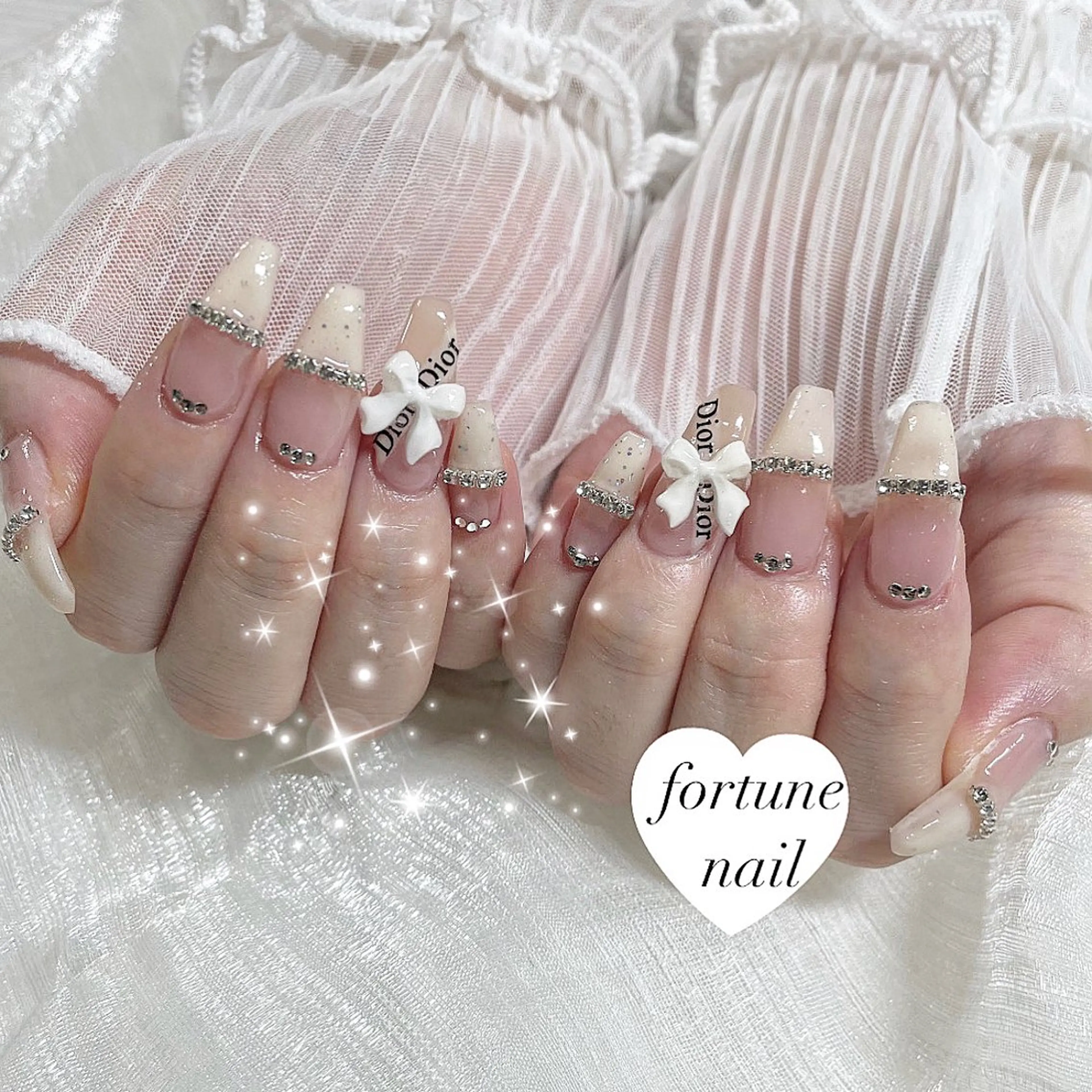 ネイル リボン 冬ネイル 💎saori 💎のネイルデザイン