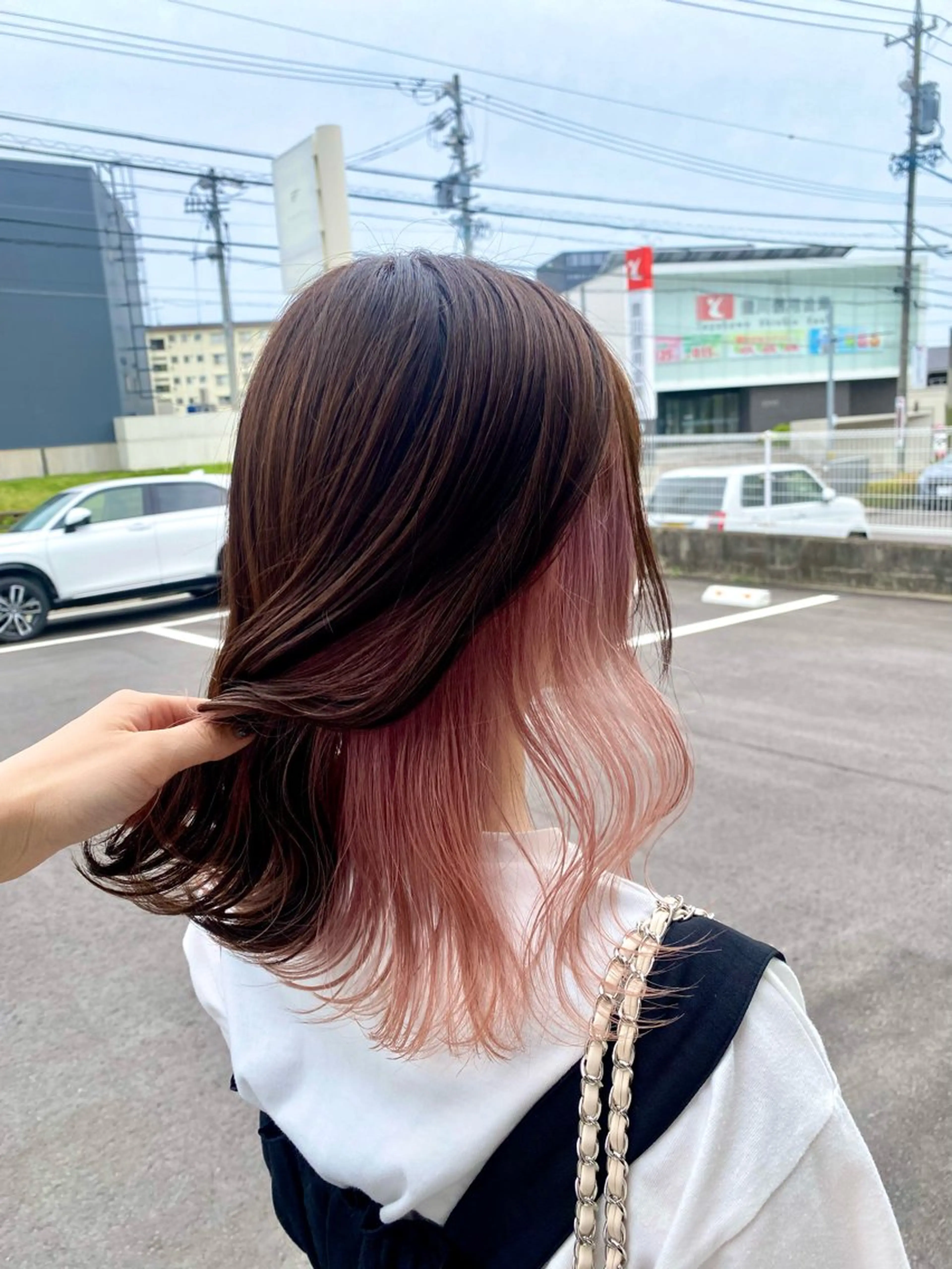 ミディアム カラー インナーカラー ピンクカラー ヘアカラー トリートメント 艶髪・透明感カラー・ 韓国ヘア・Yuriのヘアスタイル